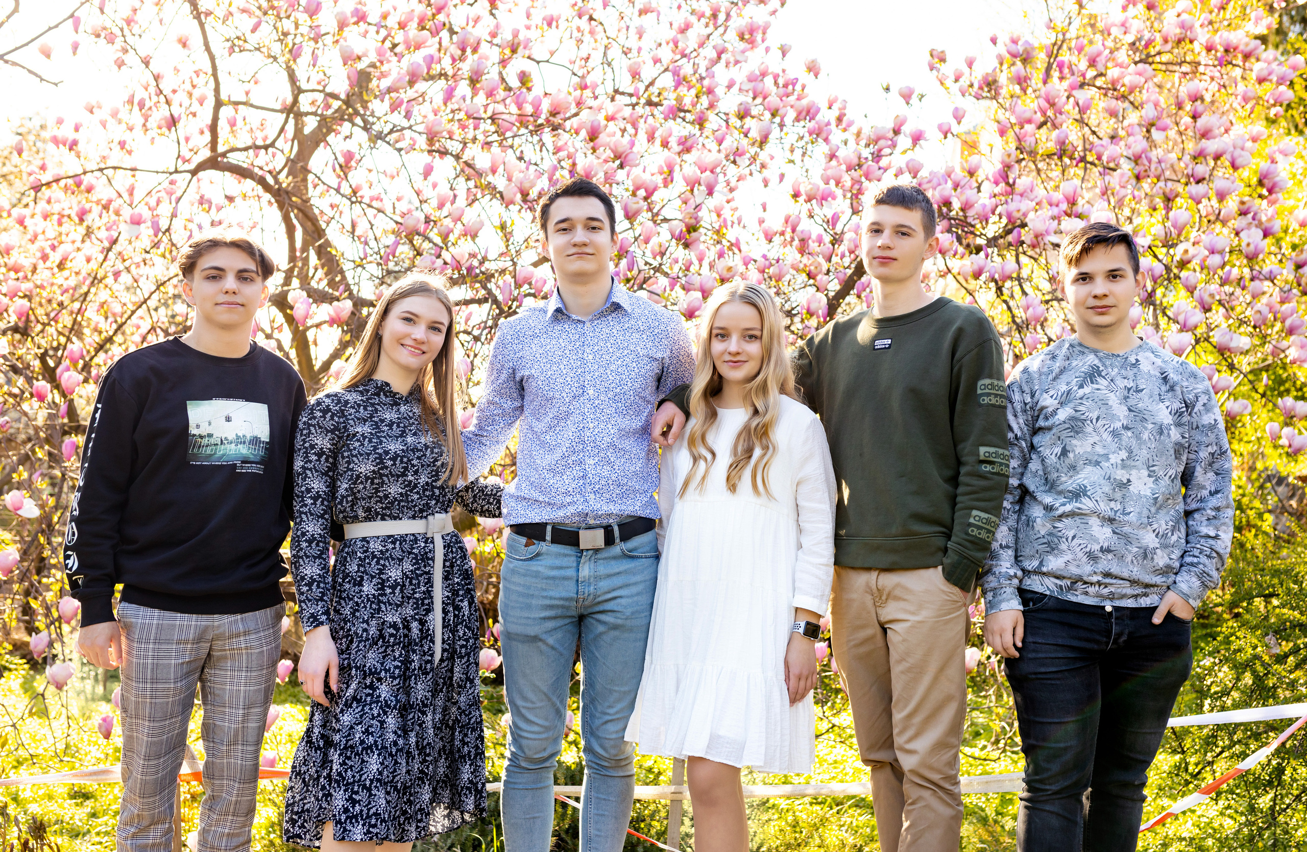 Цвітіння магнолії/сакури. Фотограф в Ужгороді та Закарпатті Лілія Маланяк