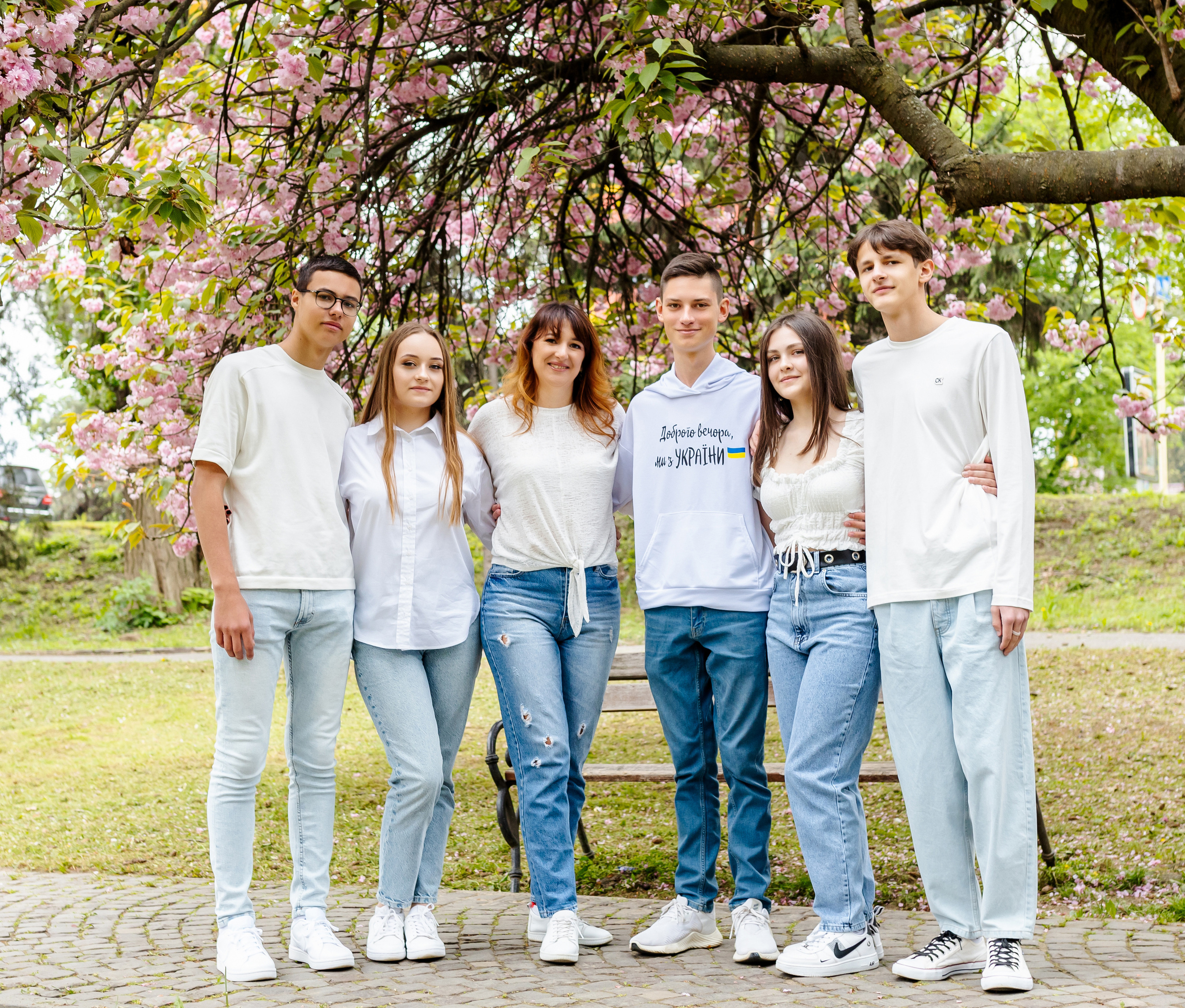 Цвітіння магнолії/сакури. Фотограф в Ужгороді та Закарпатті Лілія Маланяк