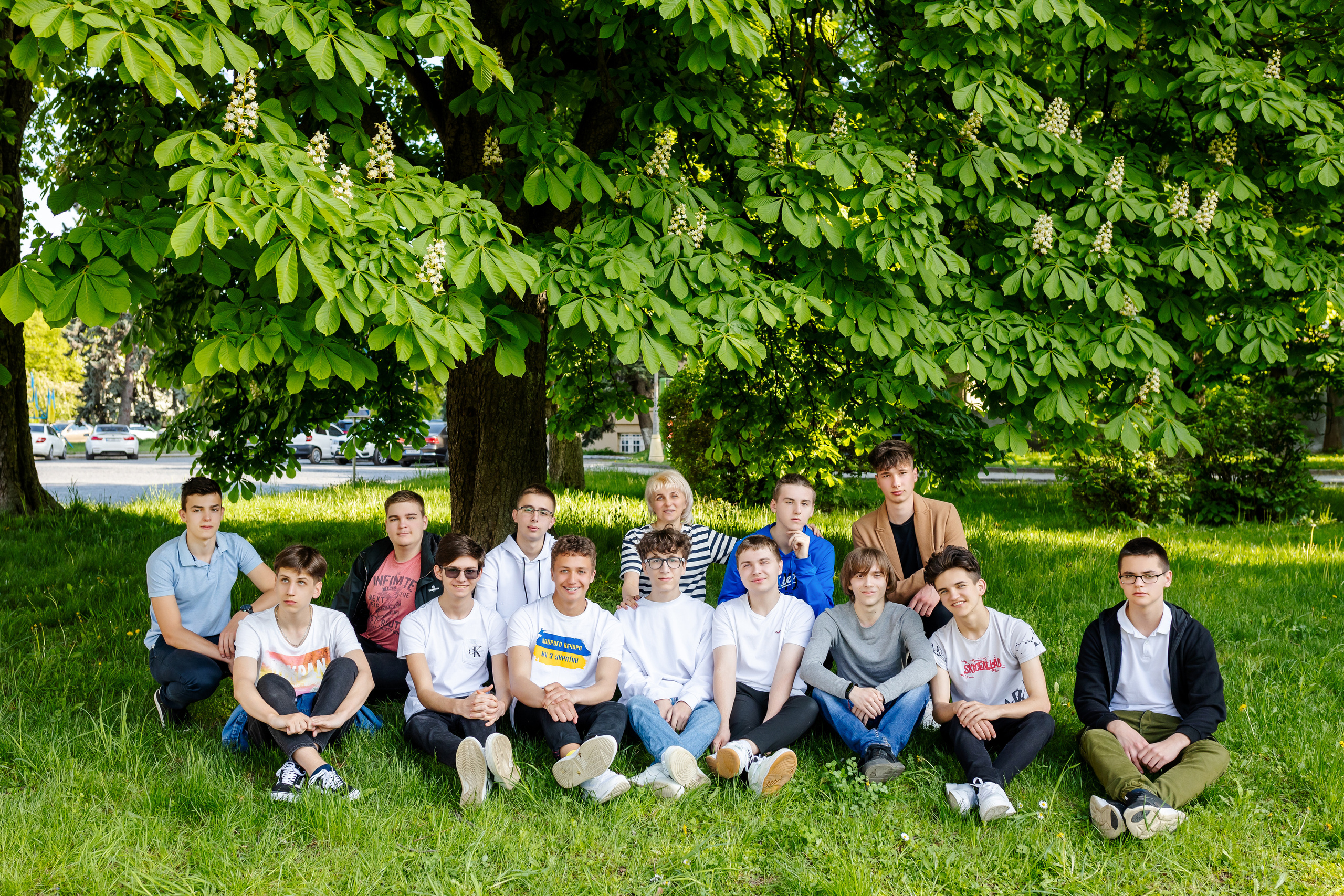 ОДА та скверики. Фотограф в Ужгороді та Закарпатті Лілія Маланяк