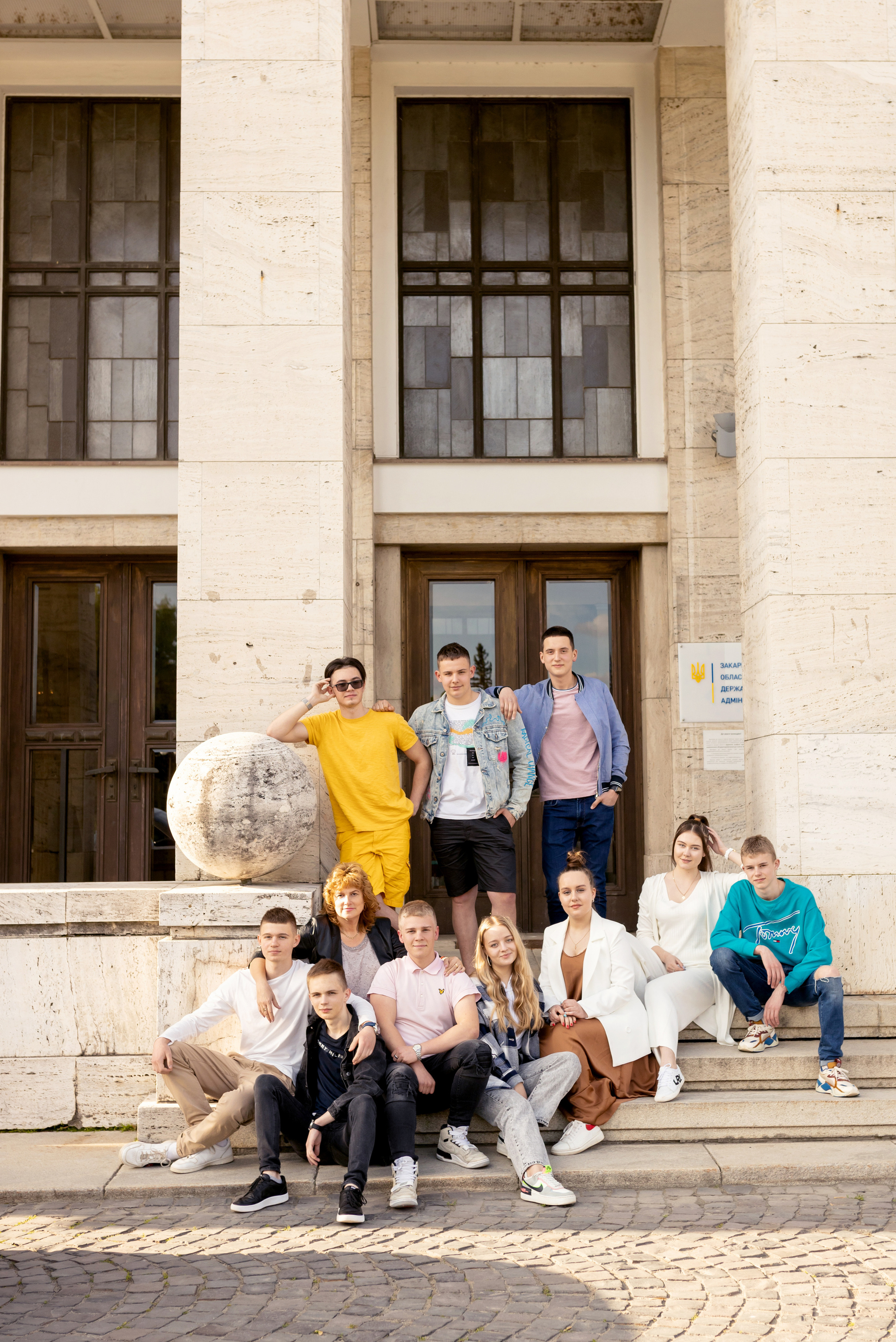 ОДА та скверики. Фотограф в Ужгороді та Закарпатті Лілія Маланяк