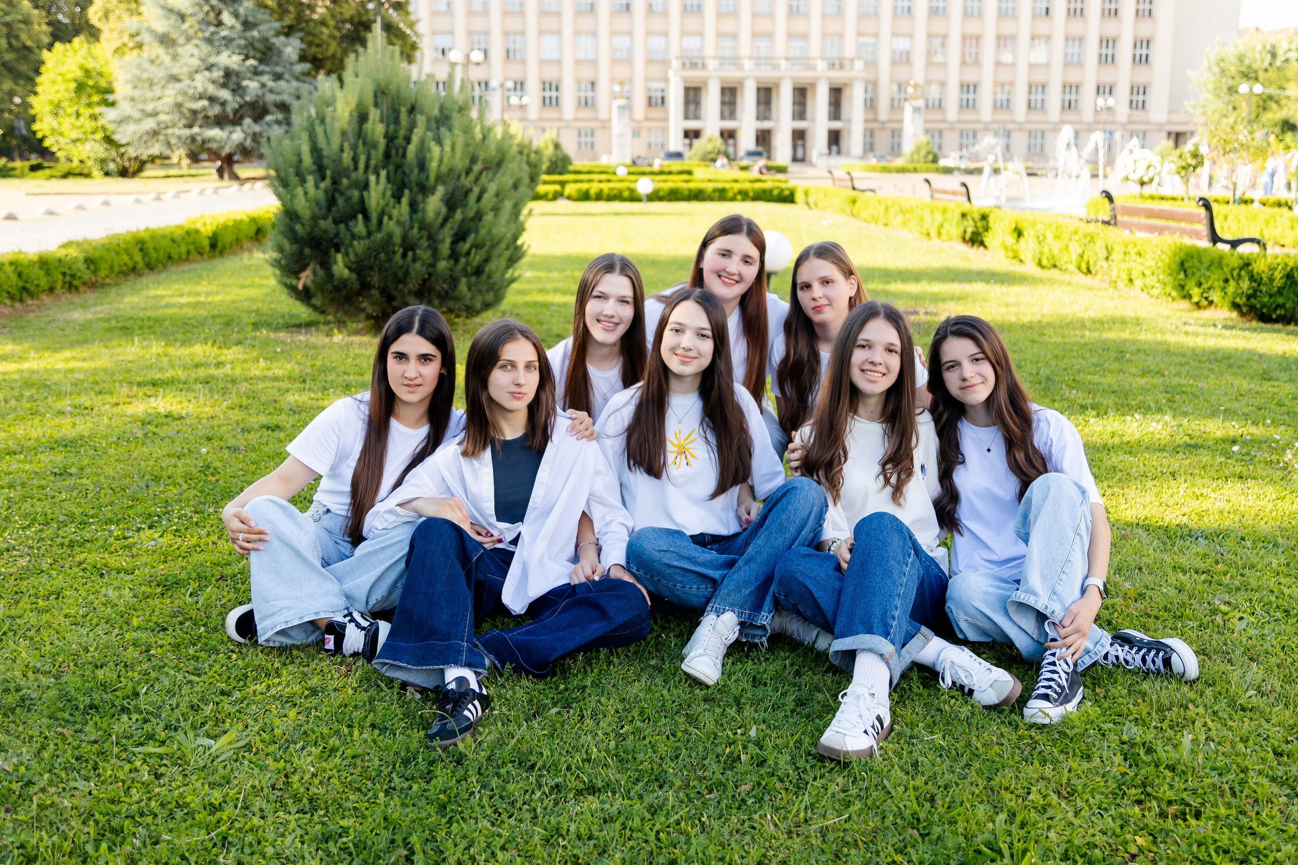 ОДА та скверики. Фотограф в Ужгороді та Закарпатті Лілія Маланяк