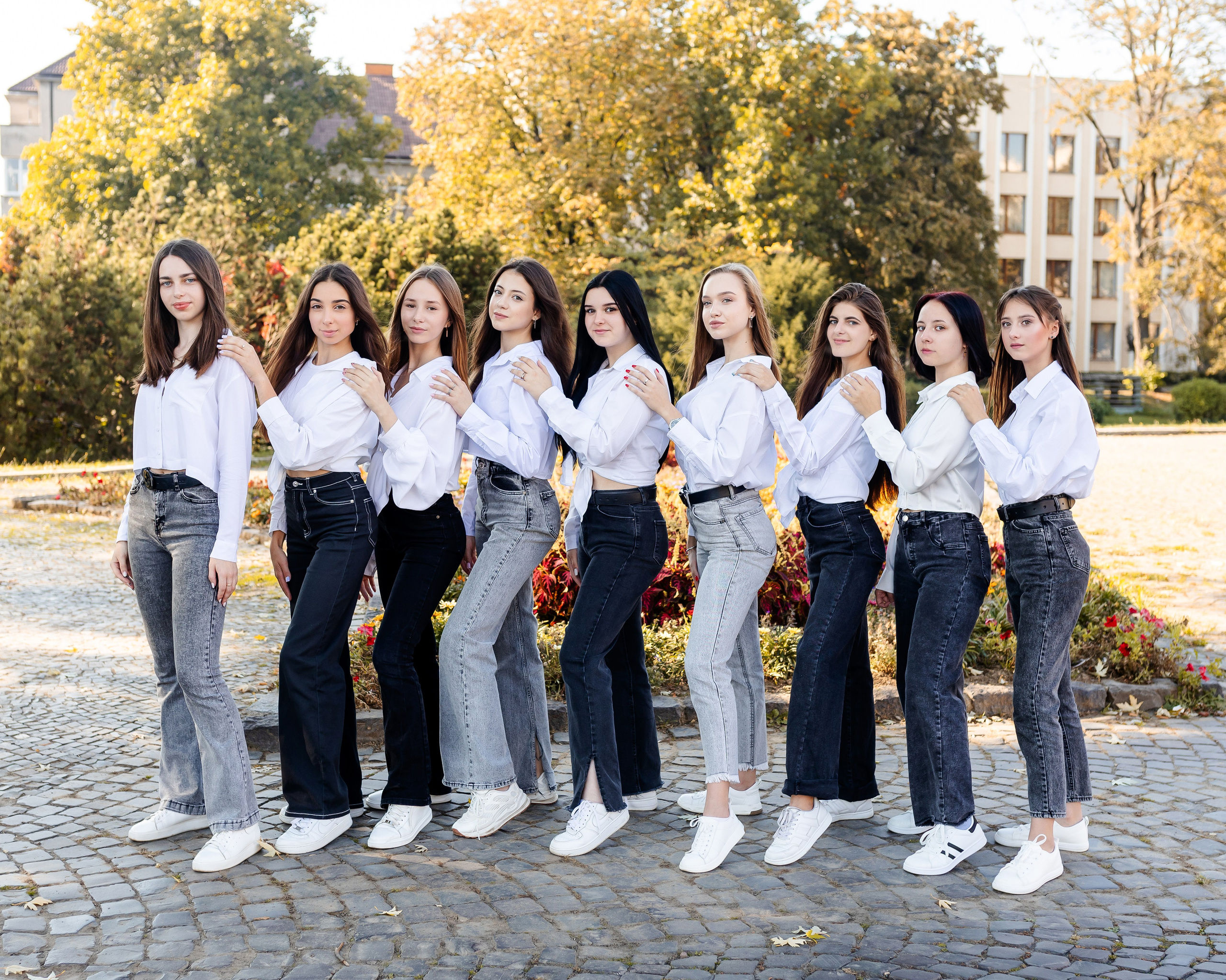 ОДА та скверики. Фотограф в Ужгороді та Закарпатті Лілія Маланяк