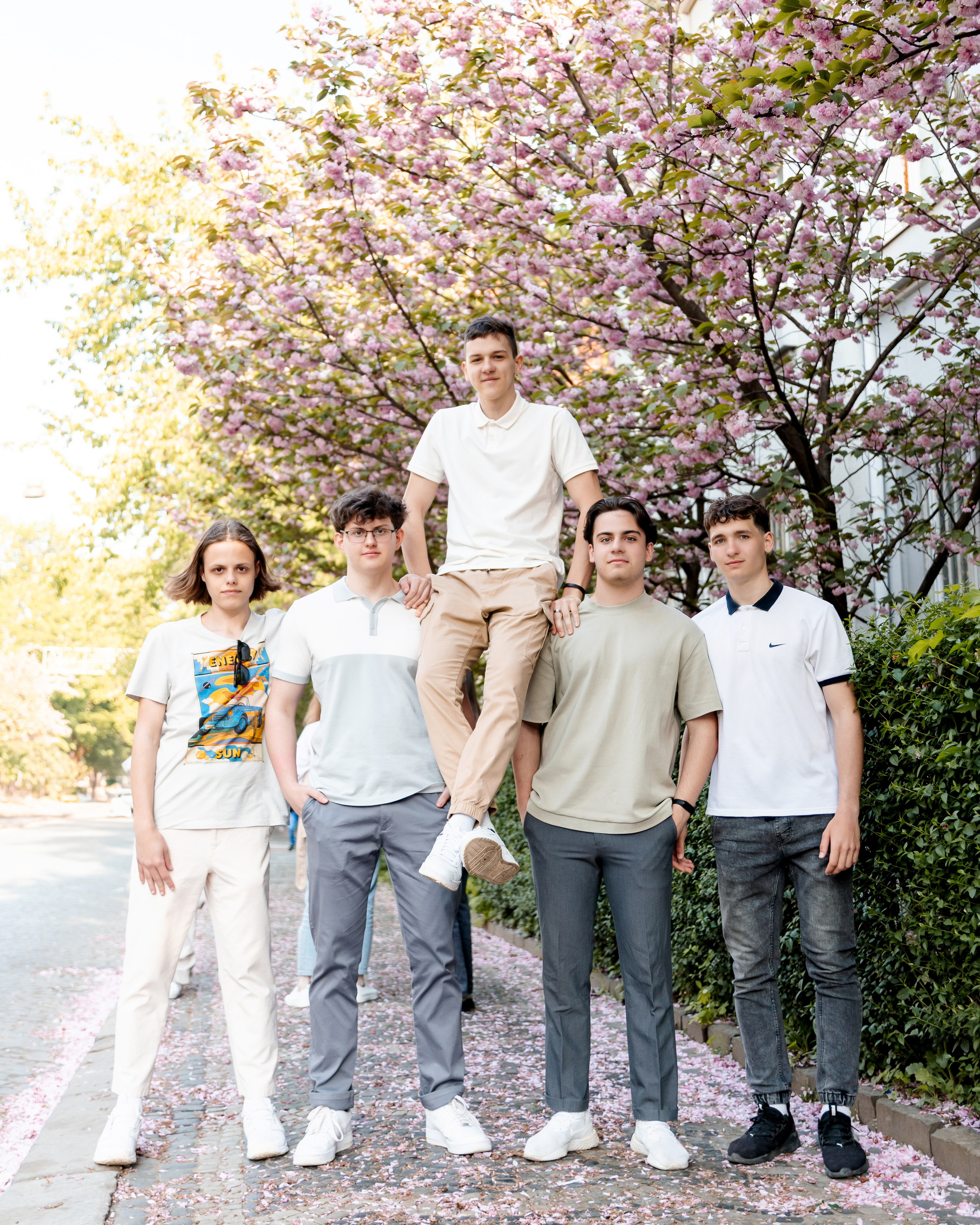 Цвітіння магнолії/сакури. Фотограф в Ужгороді та Закарпатті Лілія Маланяк