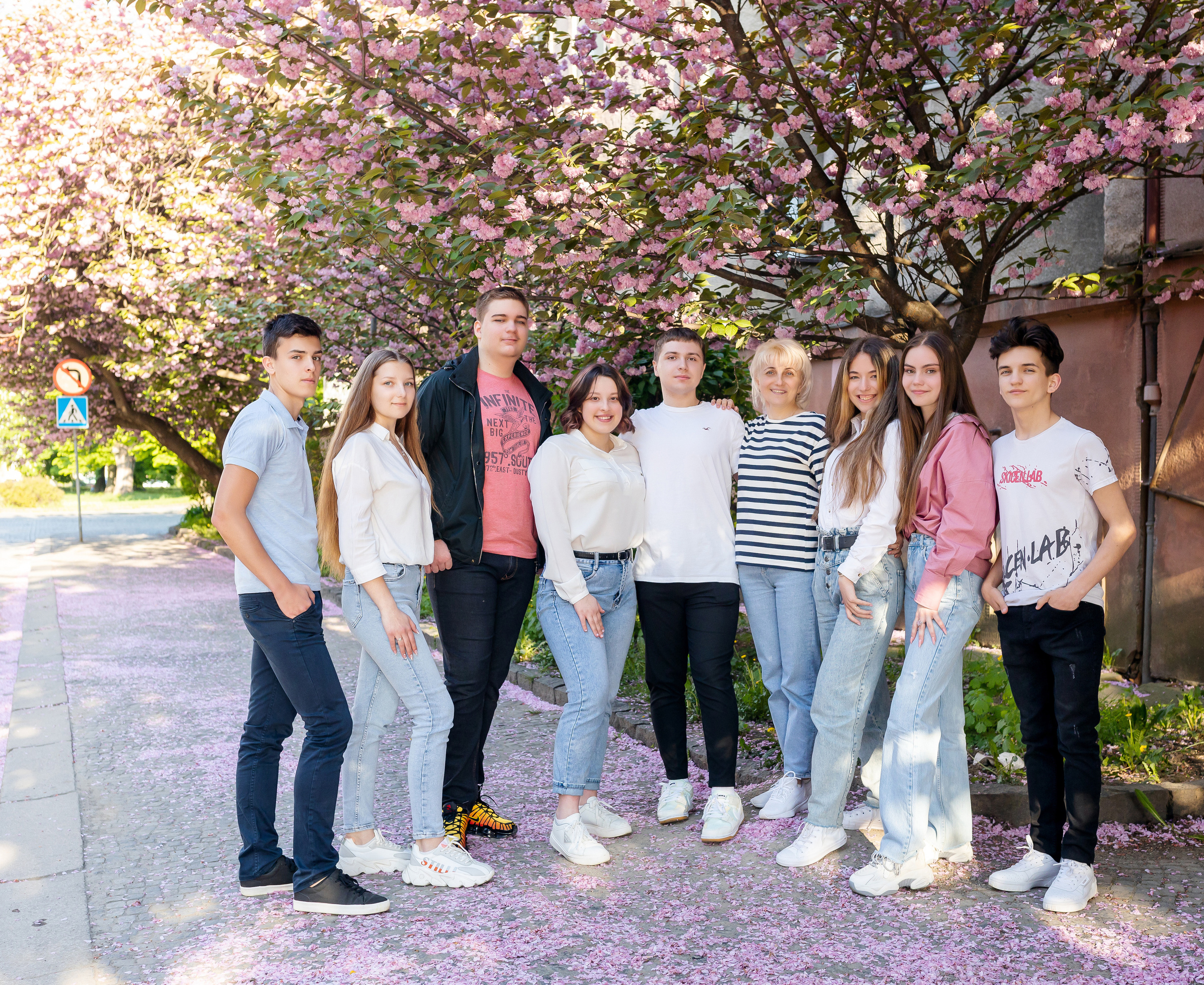 Цвітіння магнолії/сакури. Фотограф в Ужгороді та Закарпатті Лілія Маланяк