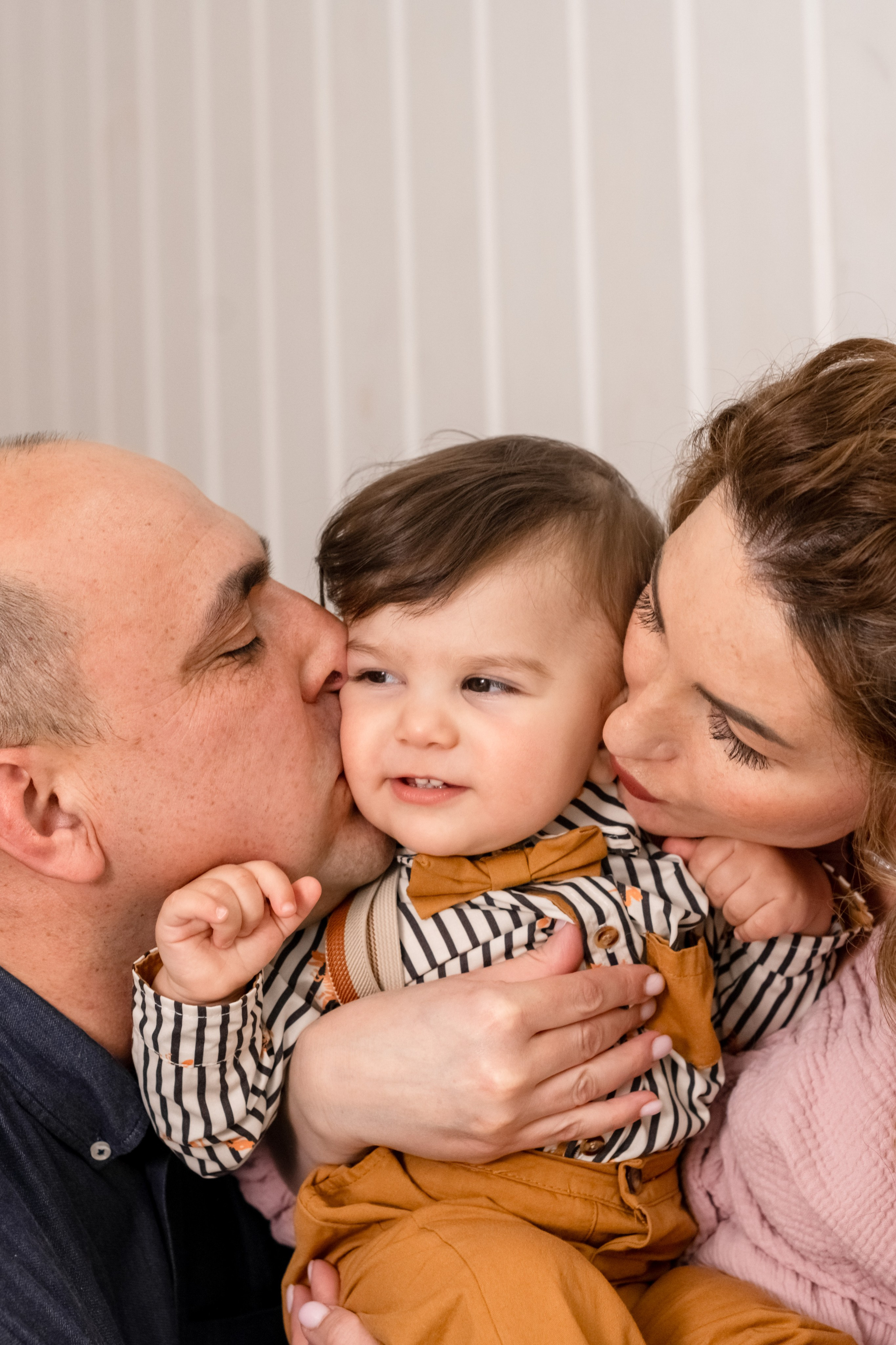 Татусі ненавидять фотосесії…Поки не побачать результат :). Дитячий та сімейний фотограф м.Бровари