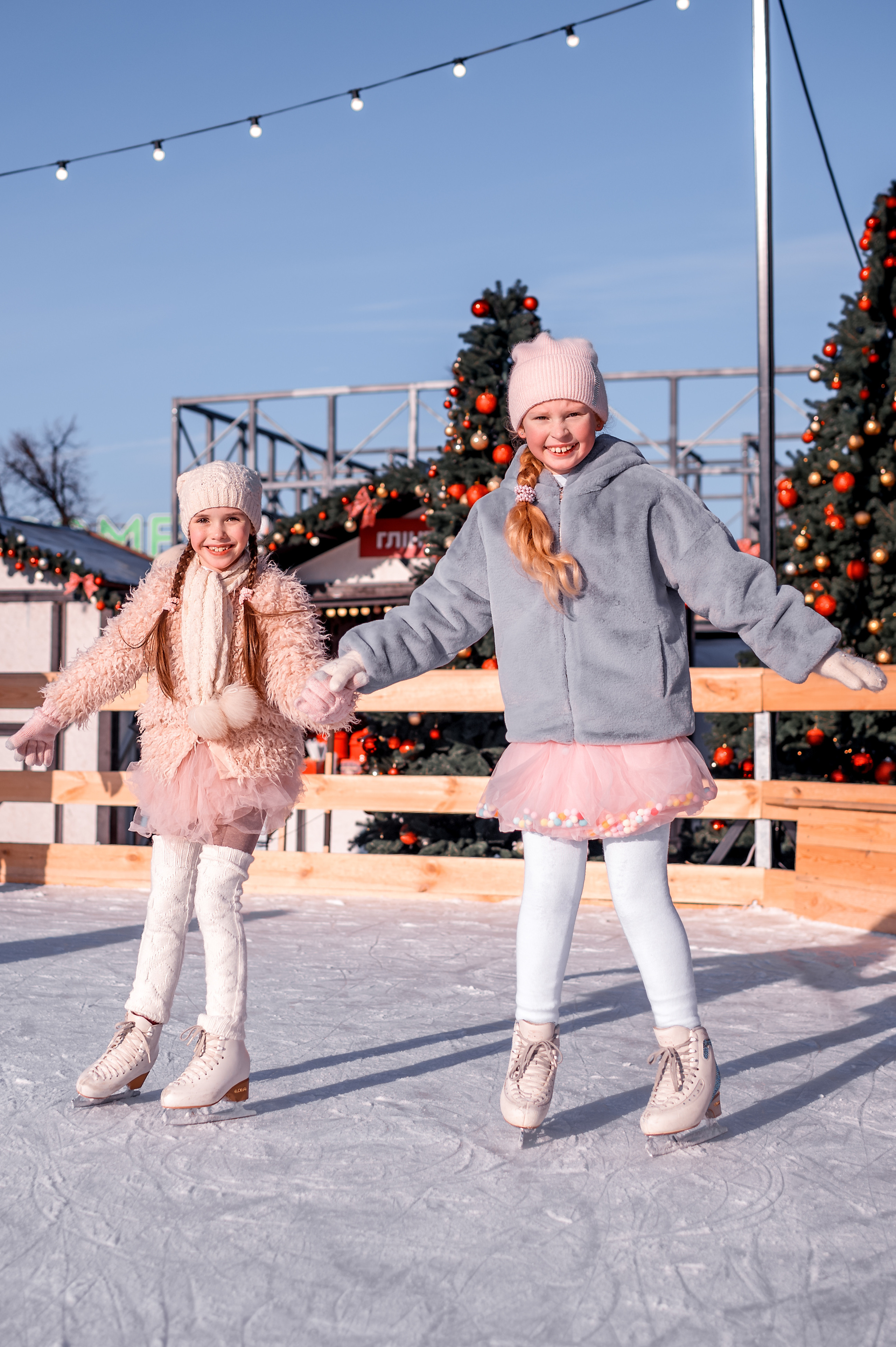 Ковзанка - це ідеальнемісце для розваг!. Дитячий та сімейний фотограф м.Бровари