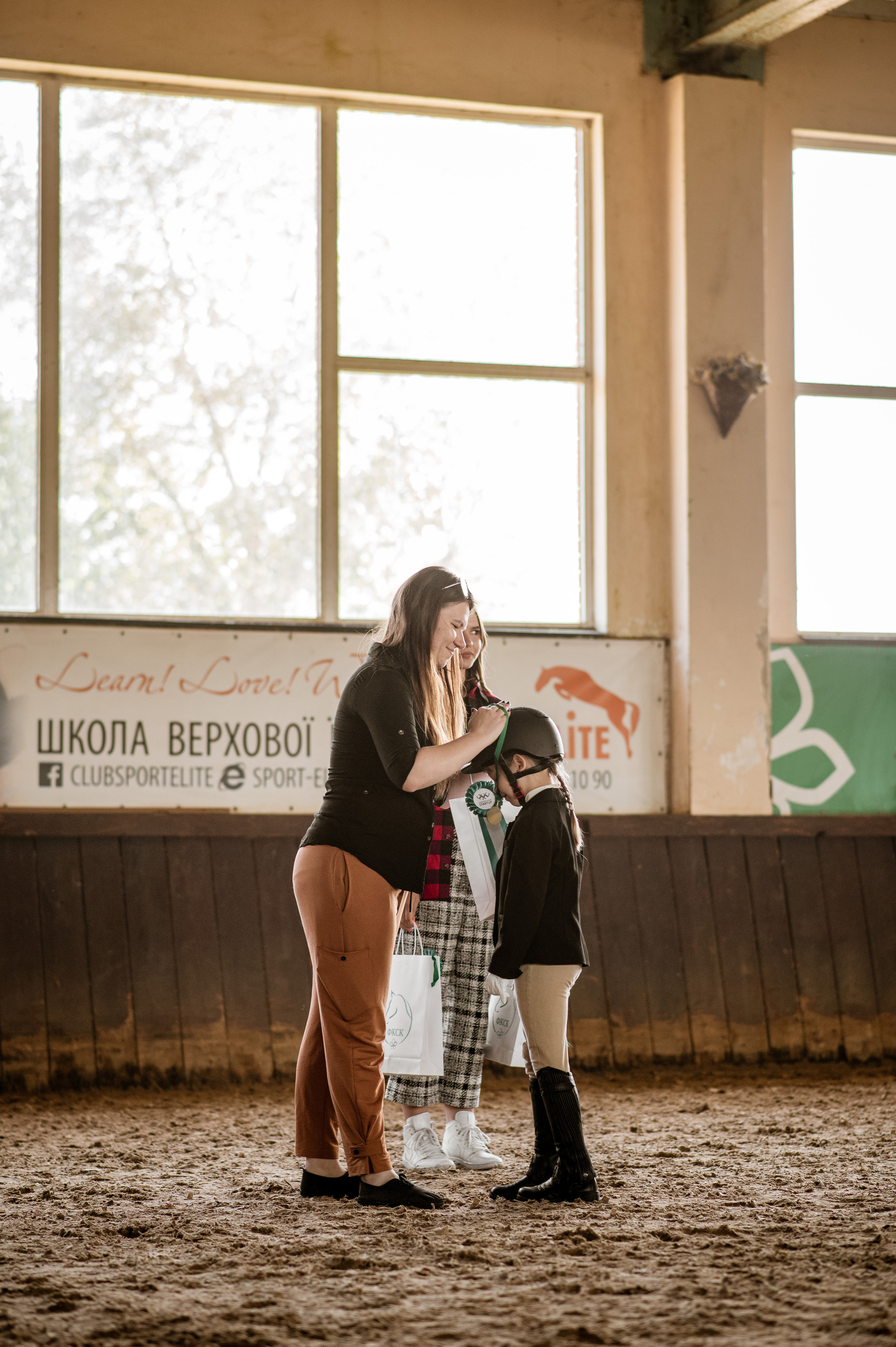 Кінний спорт. Дитячий та сімейний фотограф м.Бровари