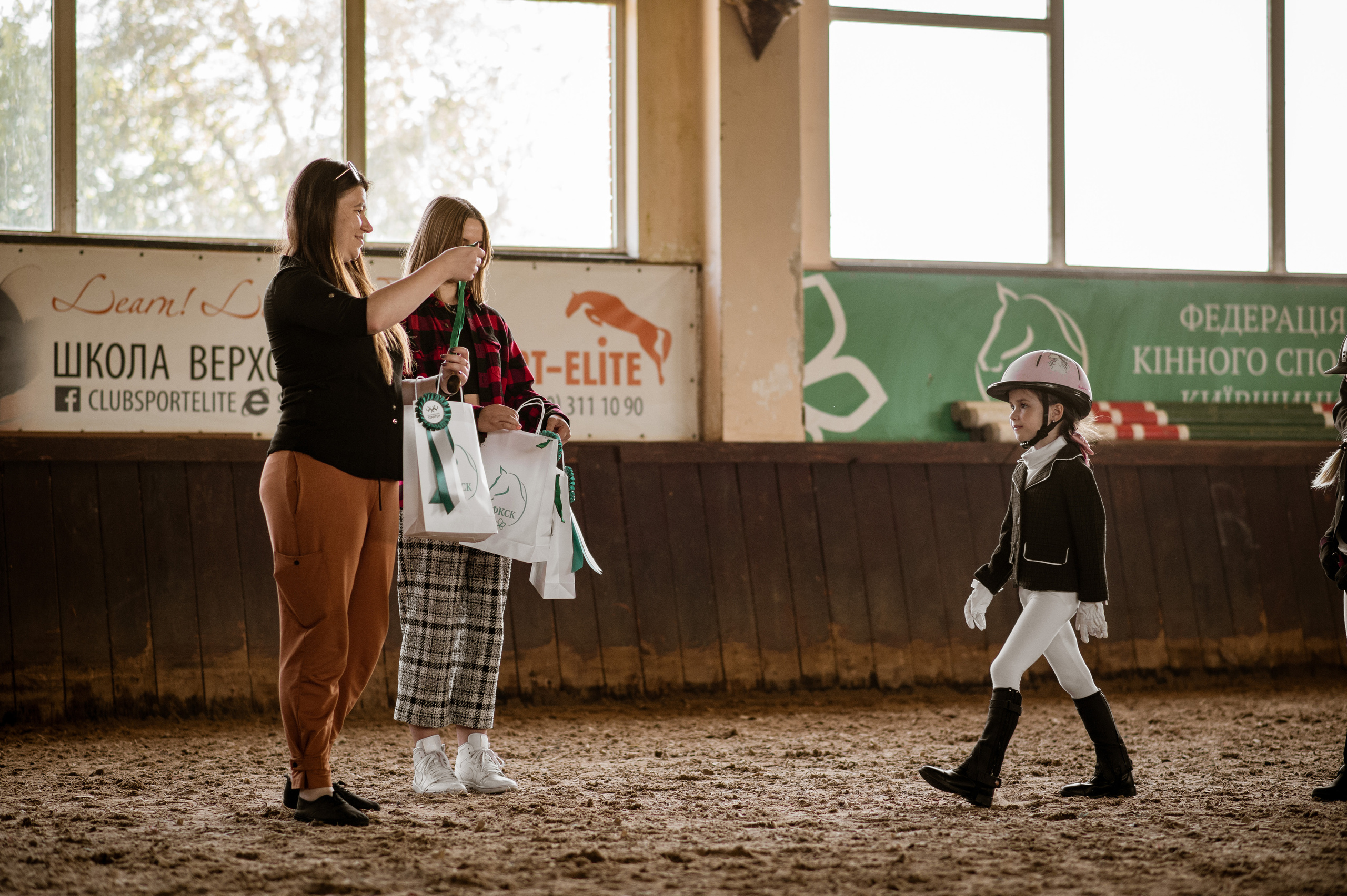 Кінний спорт. Дитячий та сімейний фотограф м.Бровари
