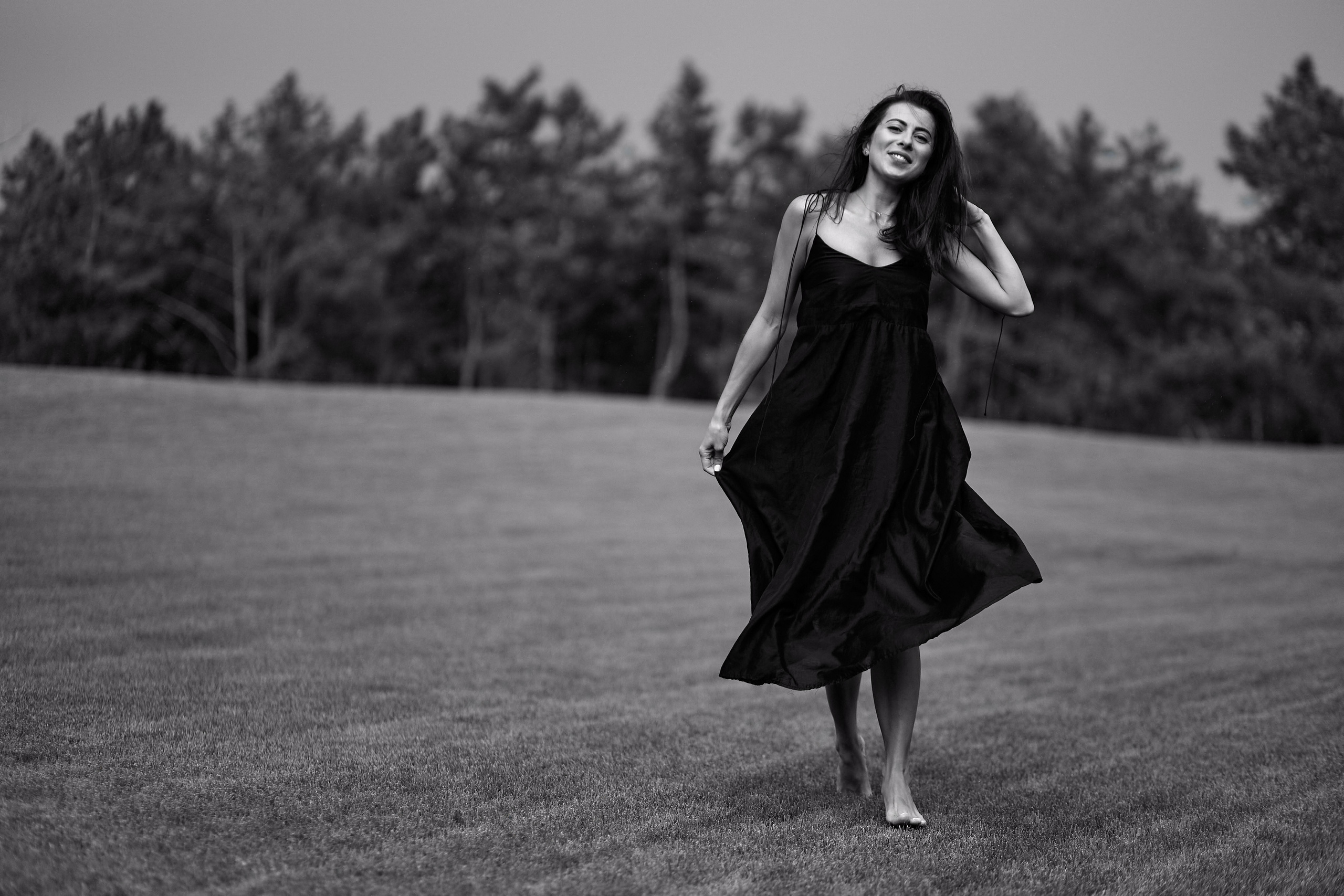 Ніжний портрет дівчини у Дніпрі через об’єктив фотографа.