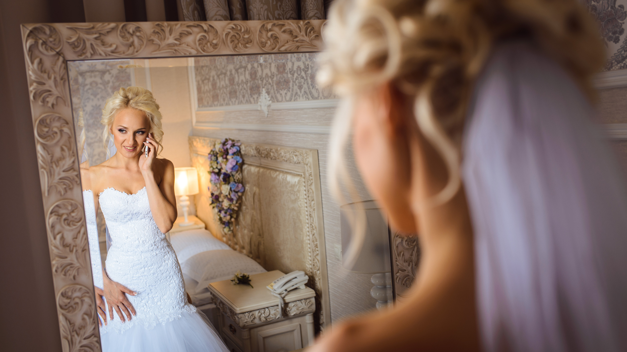 Нежный портрет невесты в Днепре — естественный макияж и романтичный взгляд.