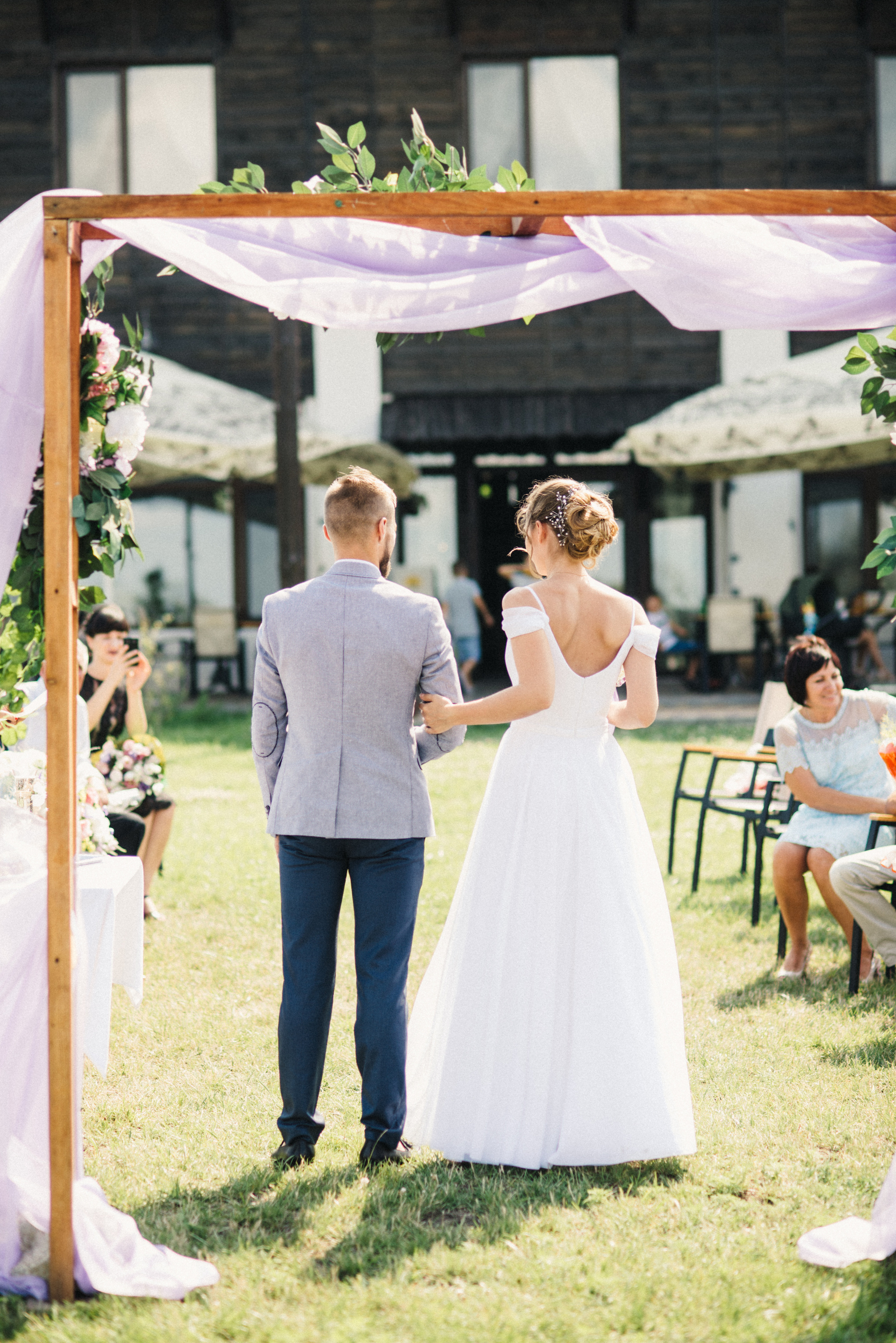 Идеальные свадебные фотографии в Днепре: лучшие моменты вашего дня