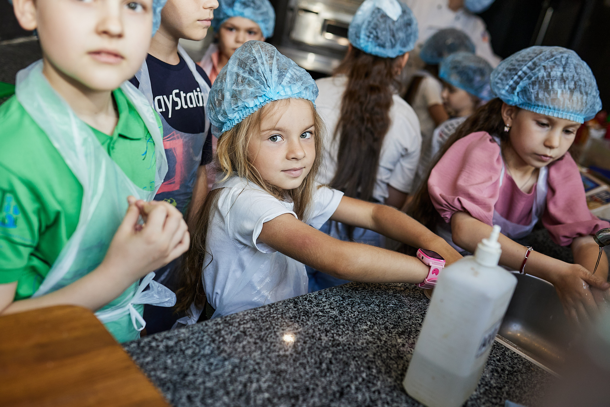 Семейные фотографии на детском дне рождения