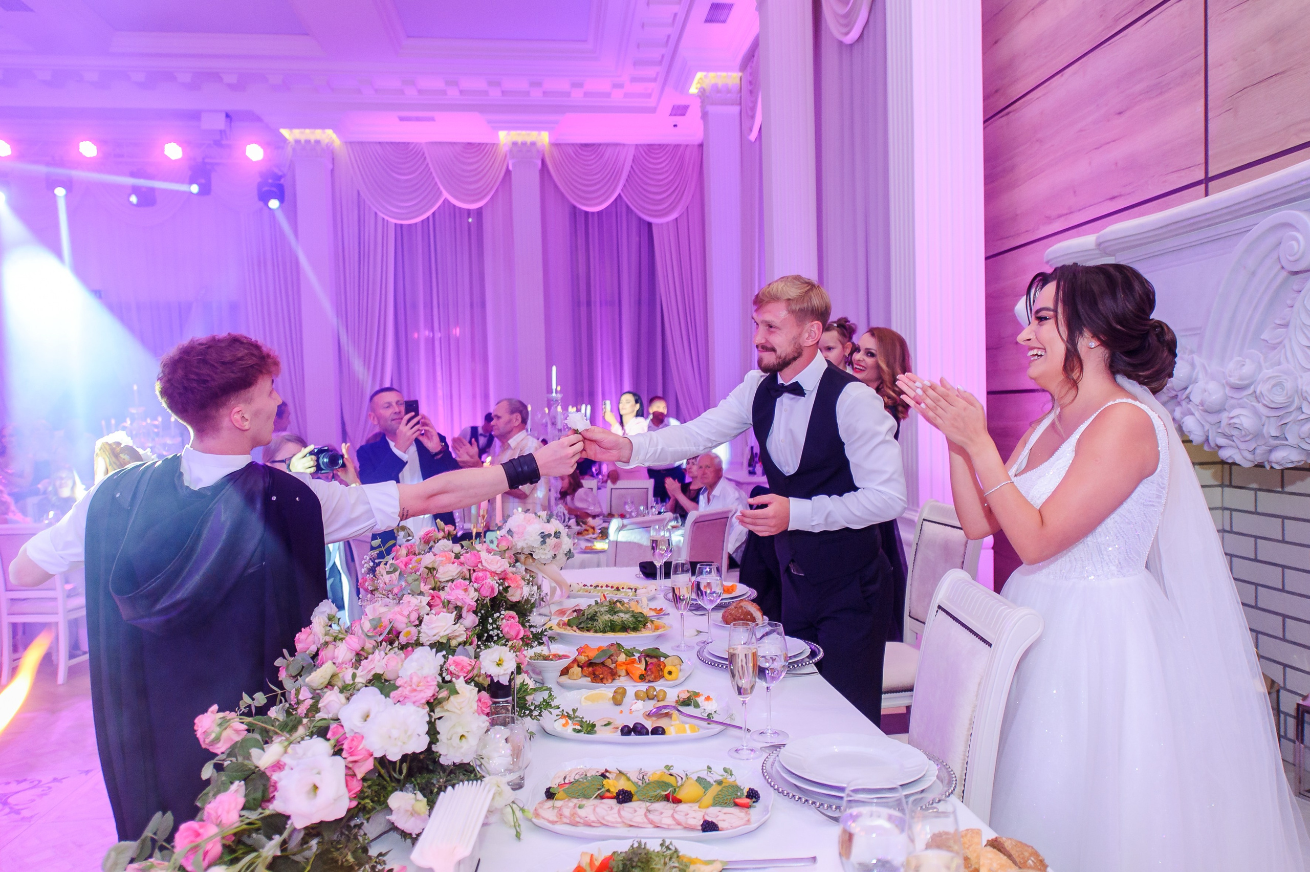 Marin & Doina. Fotograf de nunta Ion Cobzac