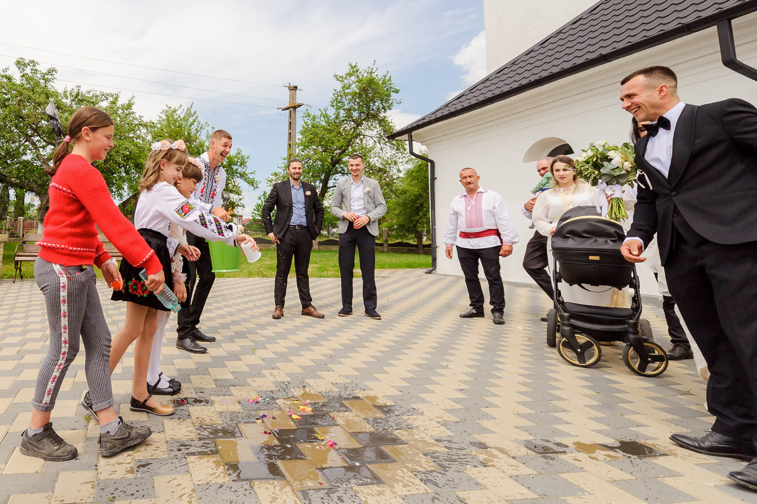 Ovidiu & Mgdalena (Suceava). Fotograf de nunta Ion Cobzac