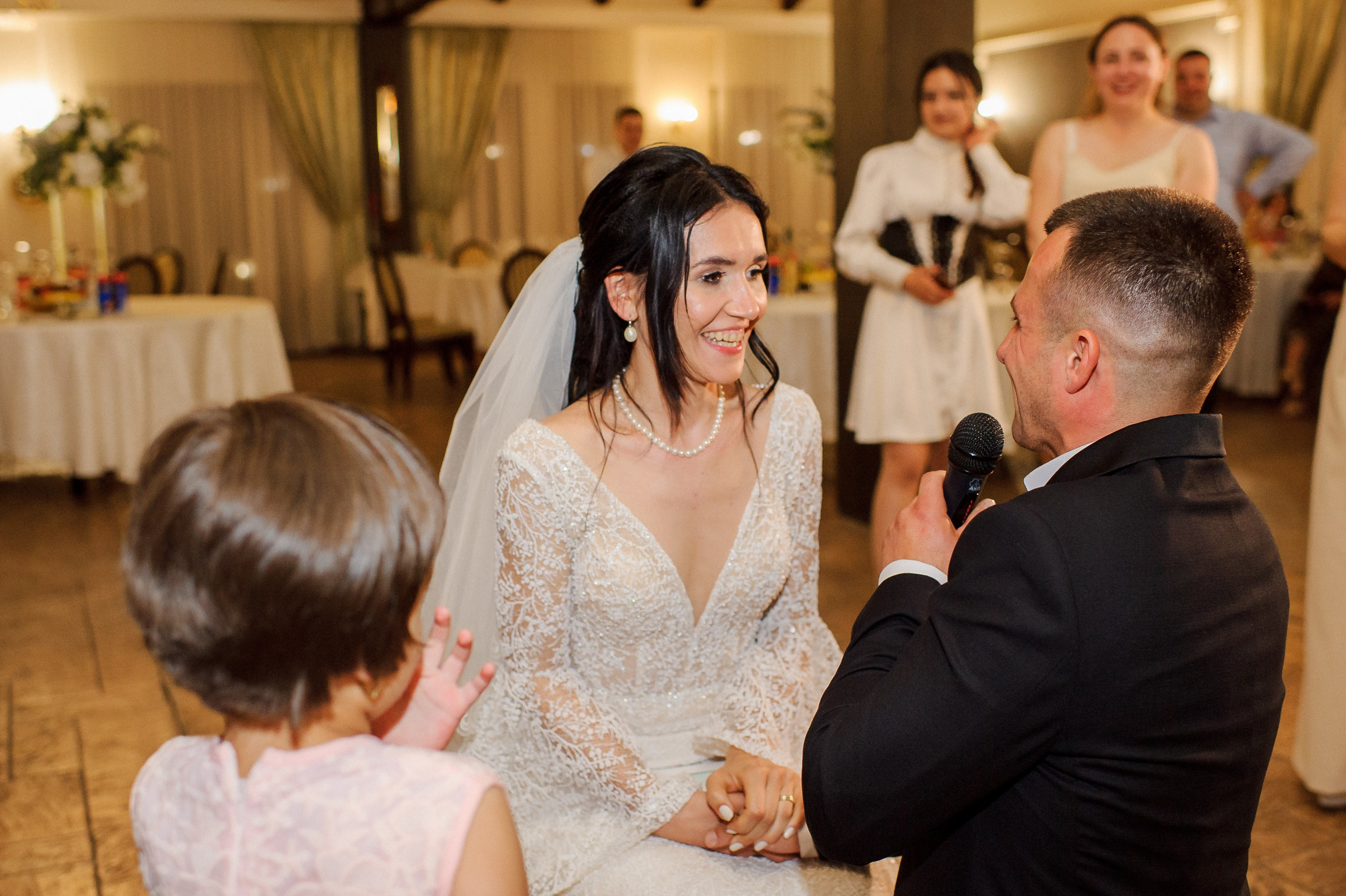 Ovidiu & Mgdalena (Suceava). Fotograf de nunta Ion Cobzac