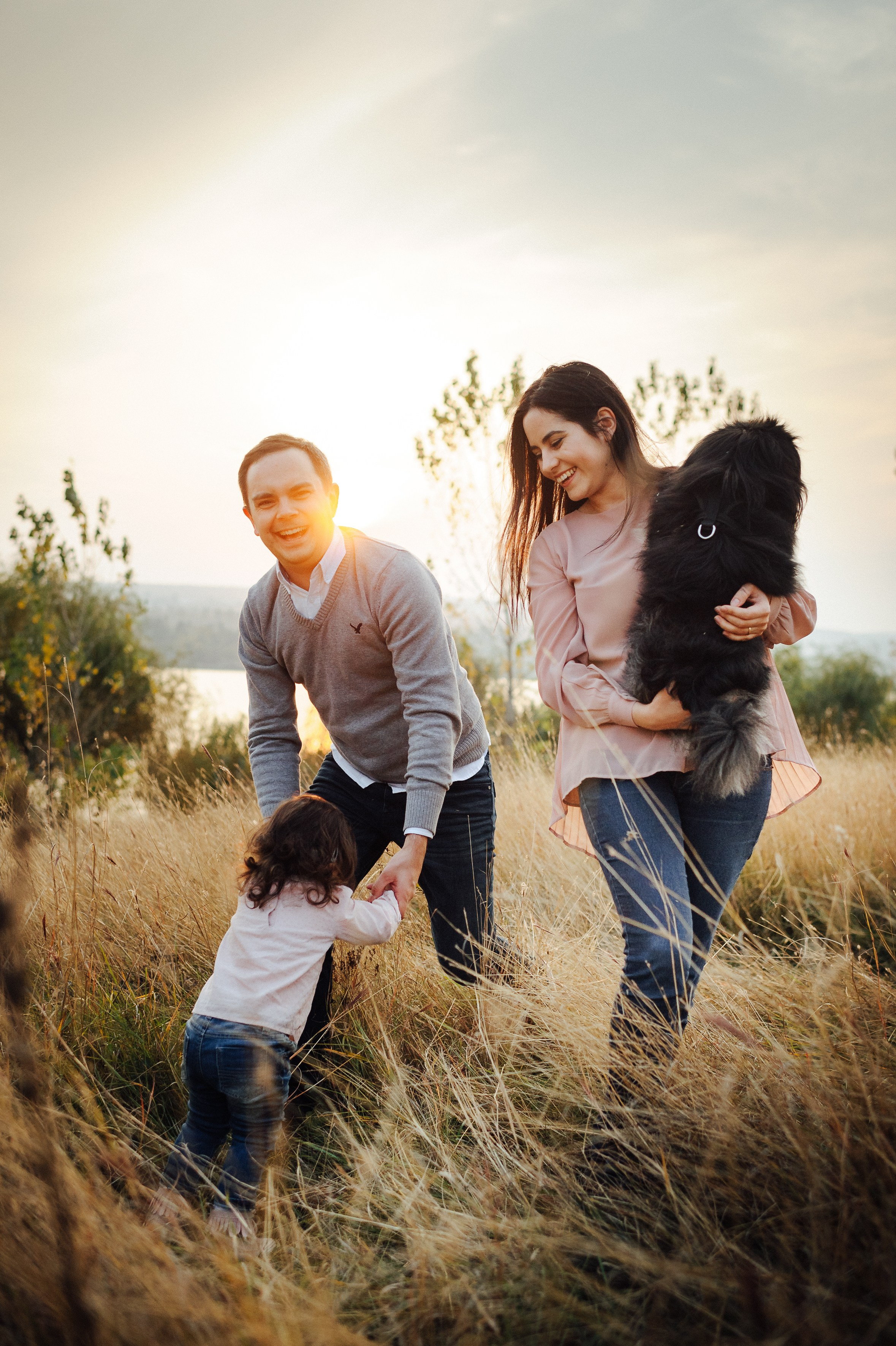 Fam. Lupusor. Fotograf de nunta Ion Cobzac