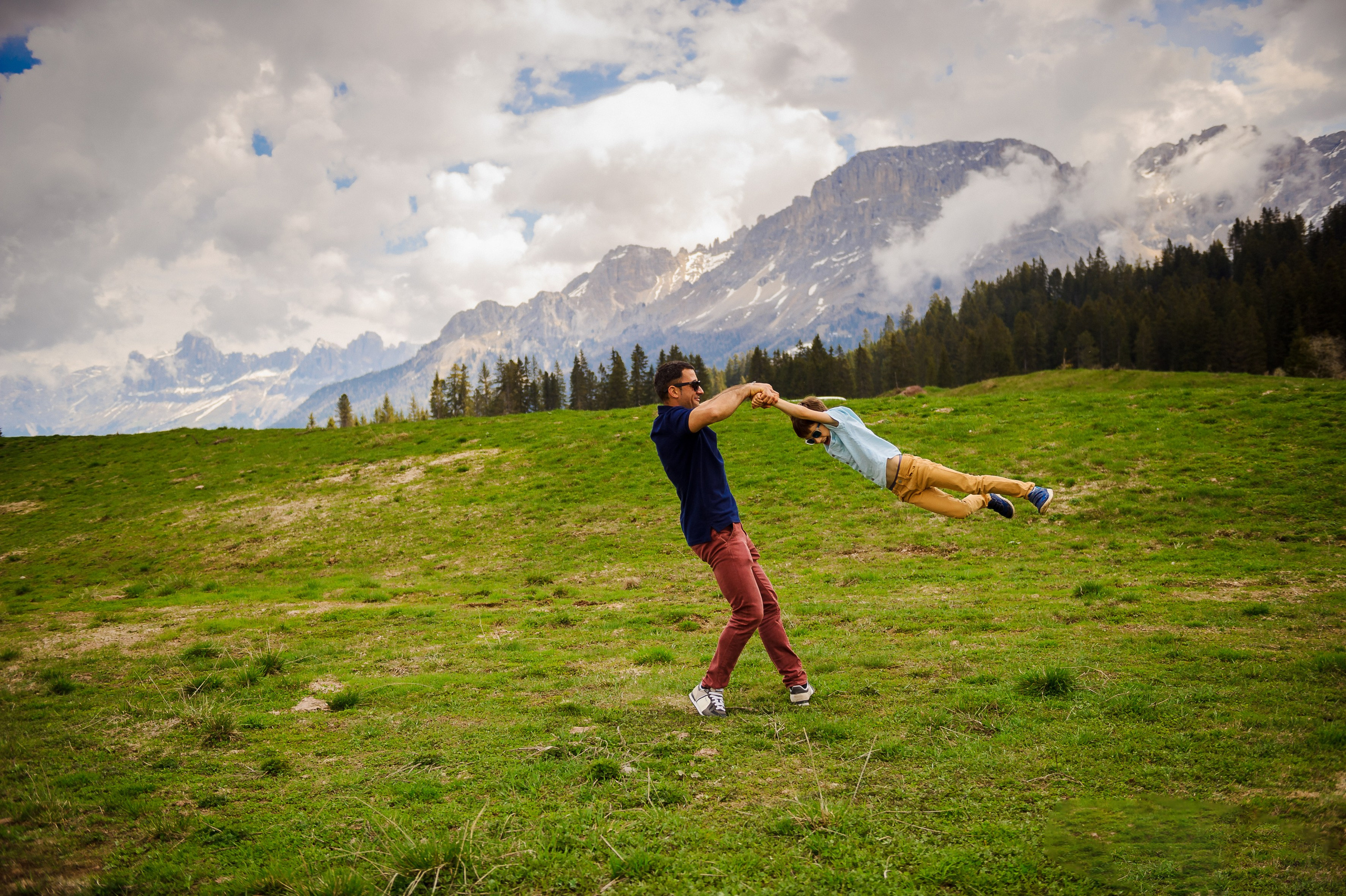 Adrian & Mihaela (Bolzano). Fotograf de nunta Ion Cobzac