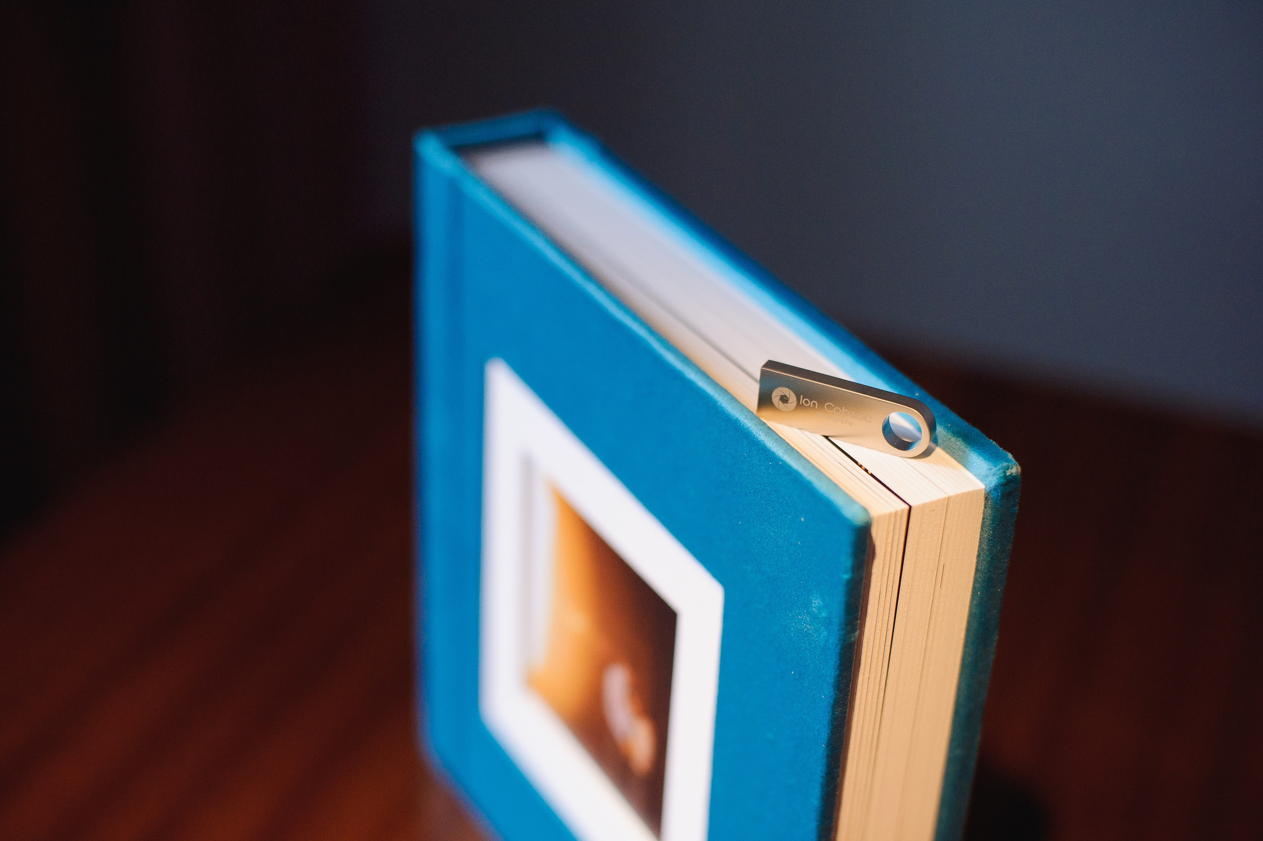 Album de nunta. Fotograf de nunta Ion Cobzac