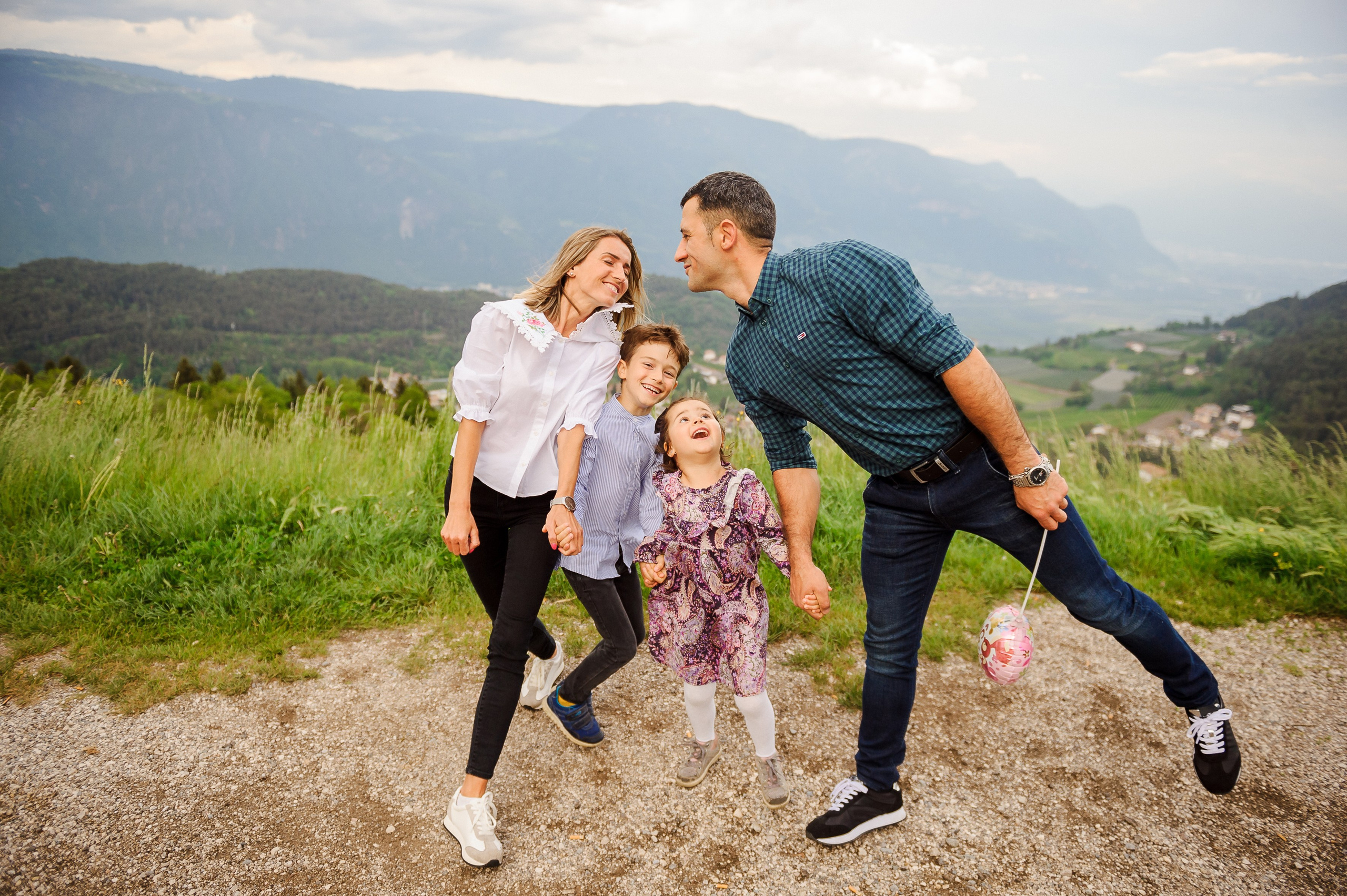 Adrian & Mihaela (Bolzano). Fotograf de nunta Ion Cobzac