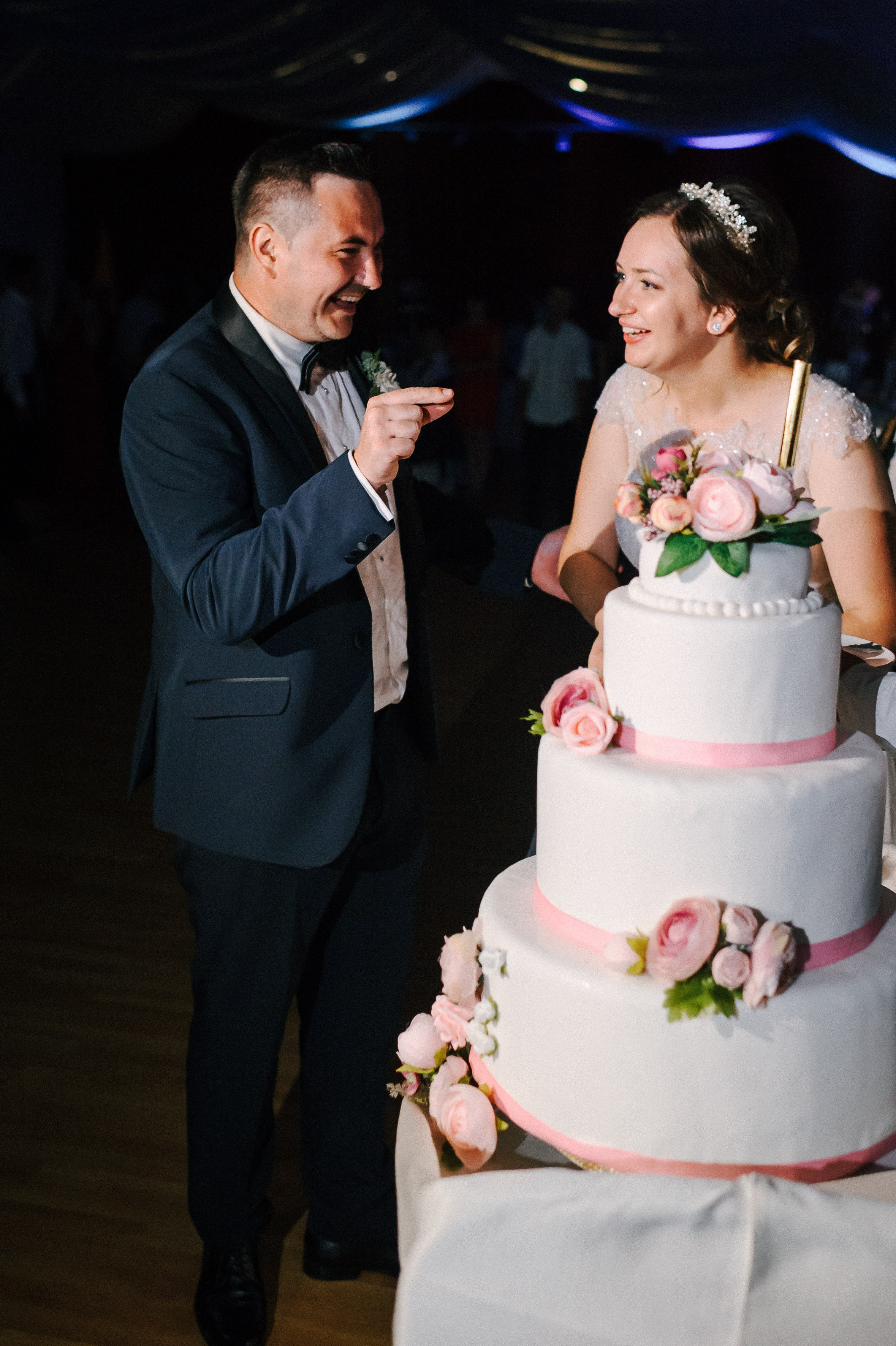 Alin & Mara (Iasi). Fotograf de nunta Ion Cobzac