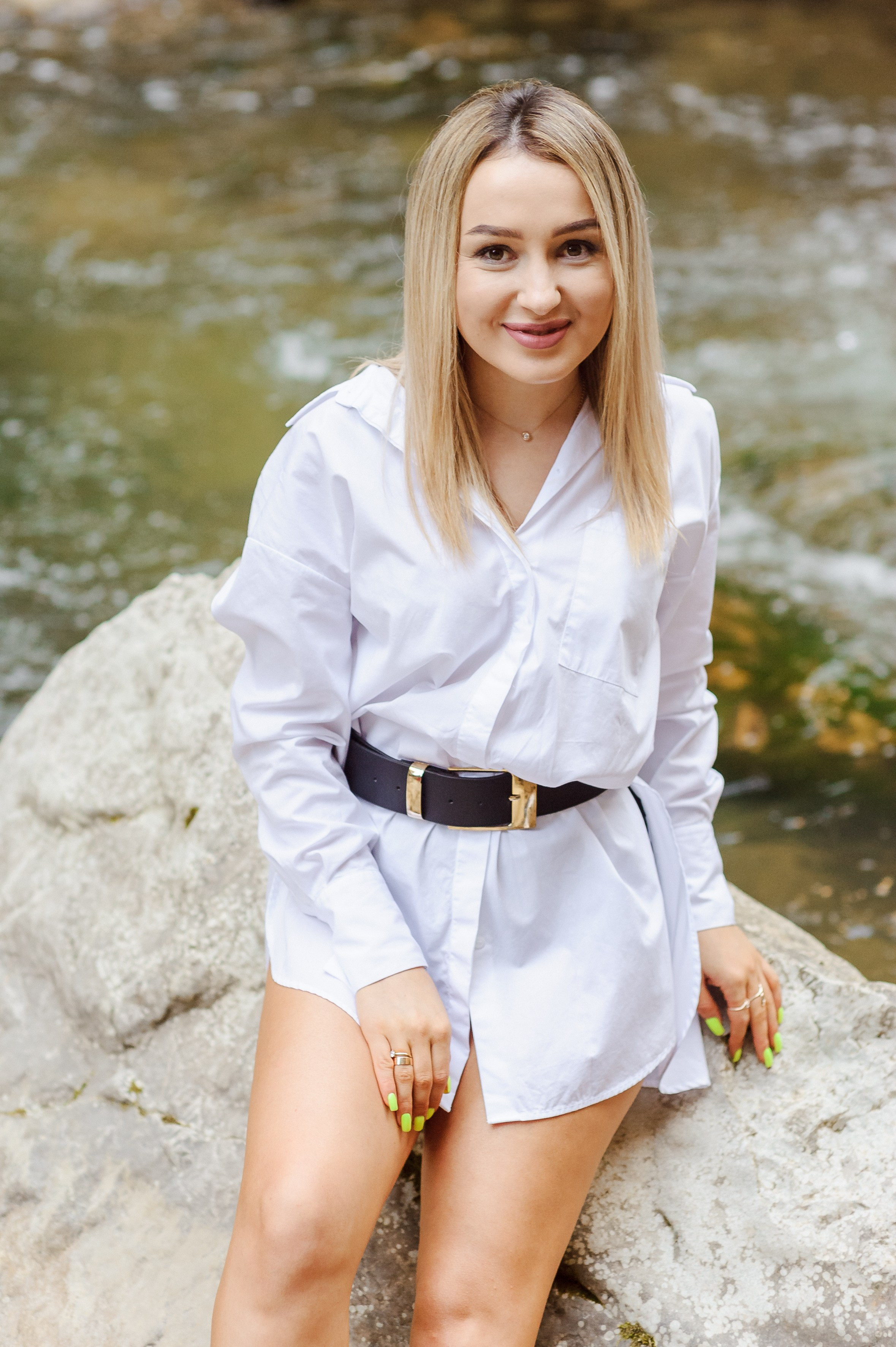 Mihai & Irina (Lacul Rosu, Cheile Bicazului). Fotograf de nunta Ion Cobzac