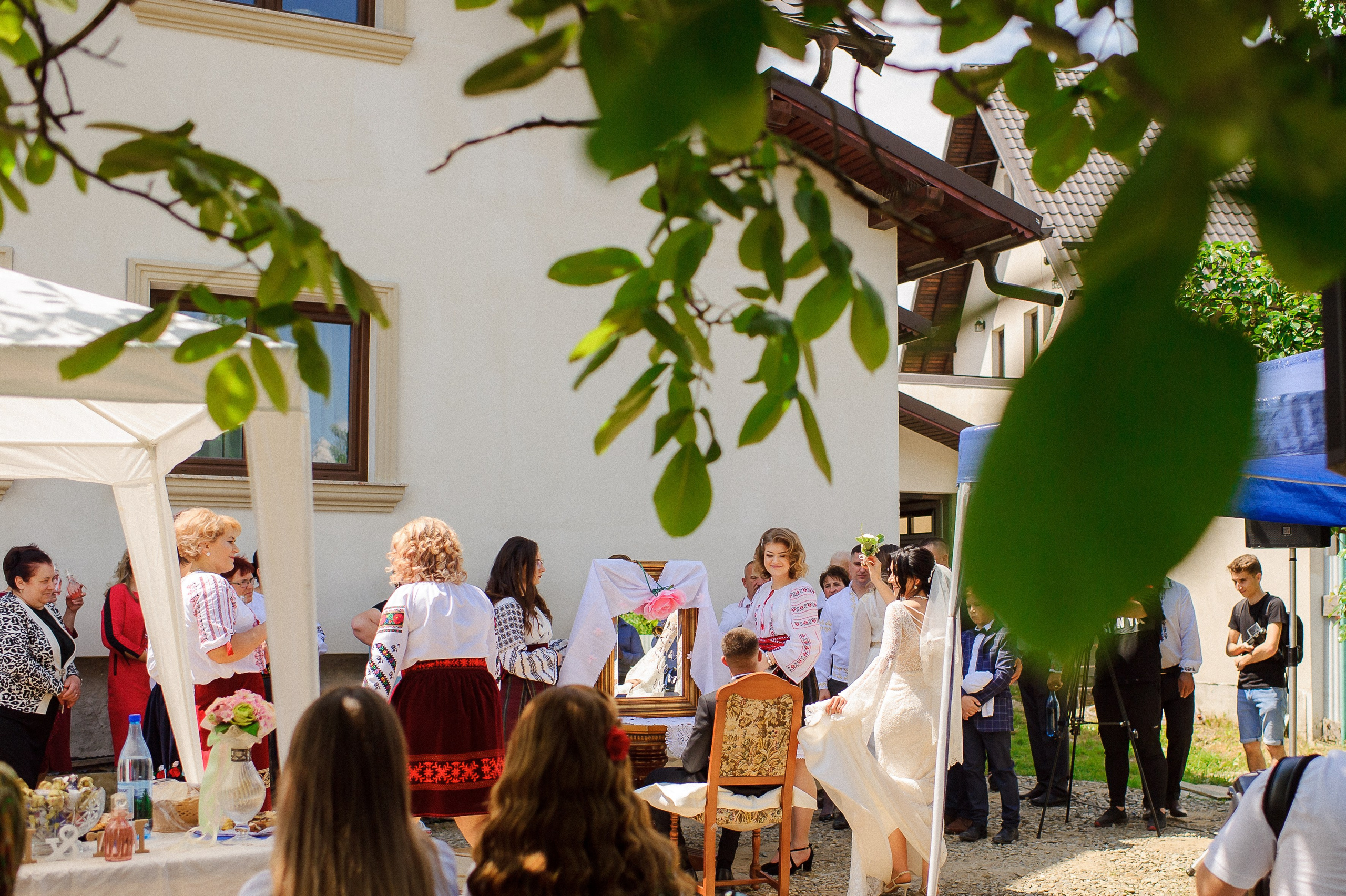 Ovidiu & Mgdalena (Suceava). Fotograf de nunta Ion Cobzac