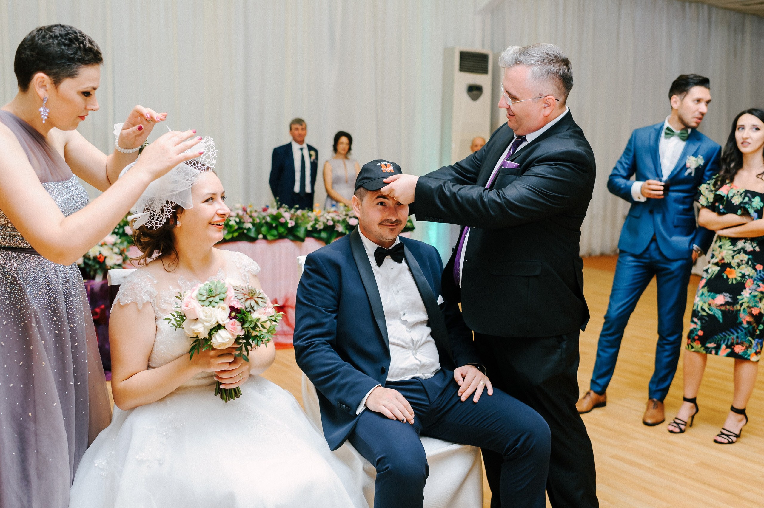 Alin & Mara (Iasi). Fotograf de nunta Ion Cobzac