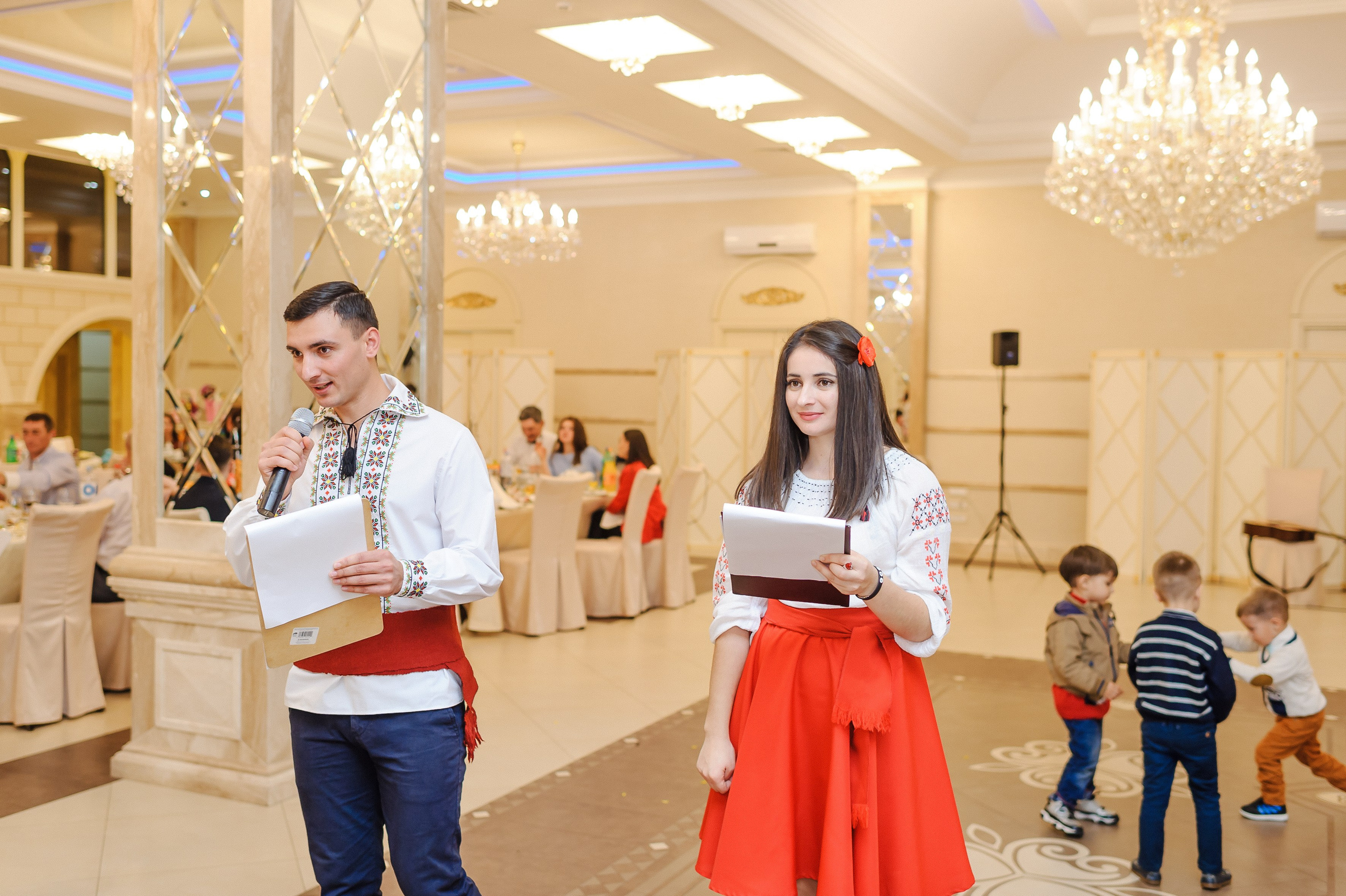 Elisei & Mariana. Fotograf de nunta Ion Cobzac