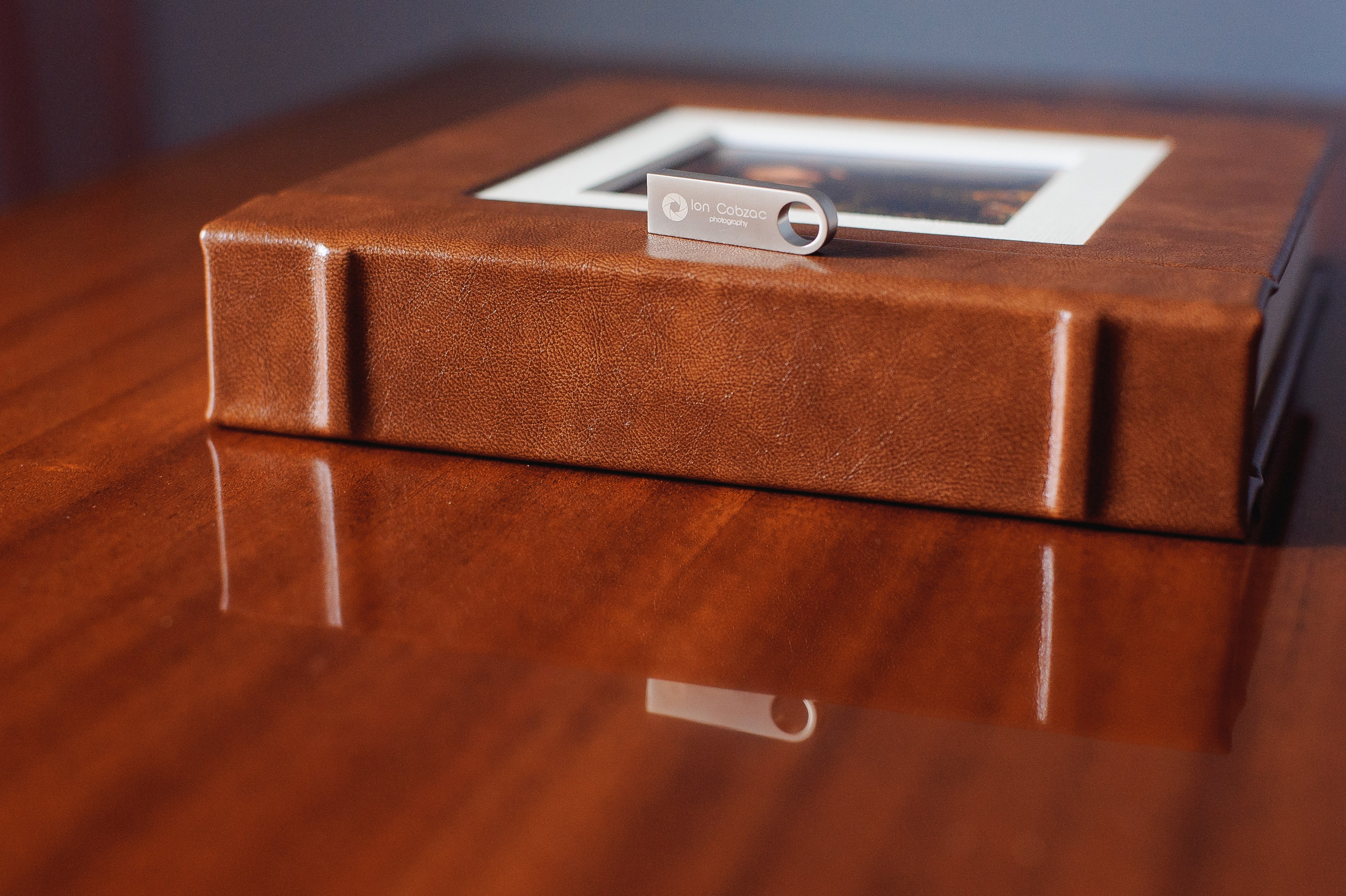 Album de nunta. Fotograf de nunta Ion Cobzac