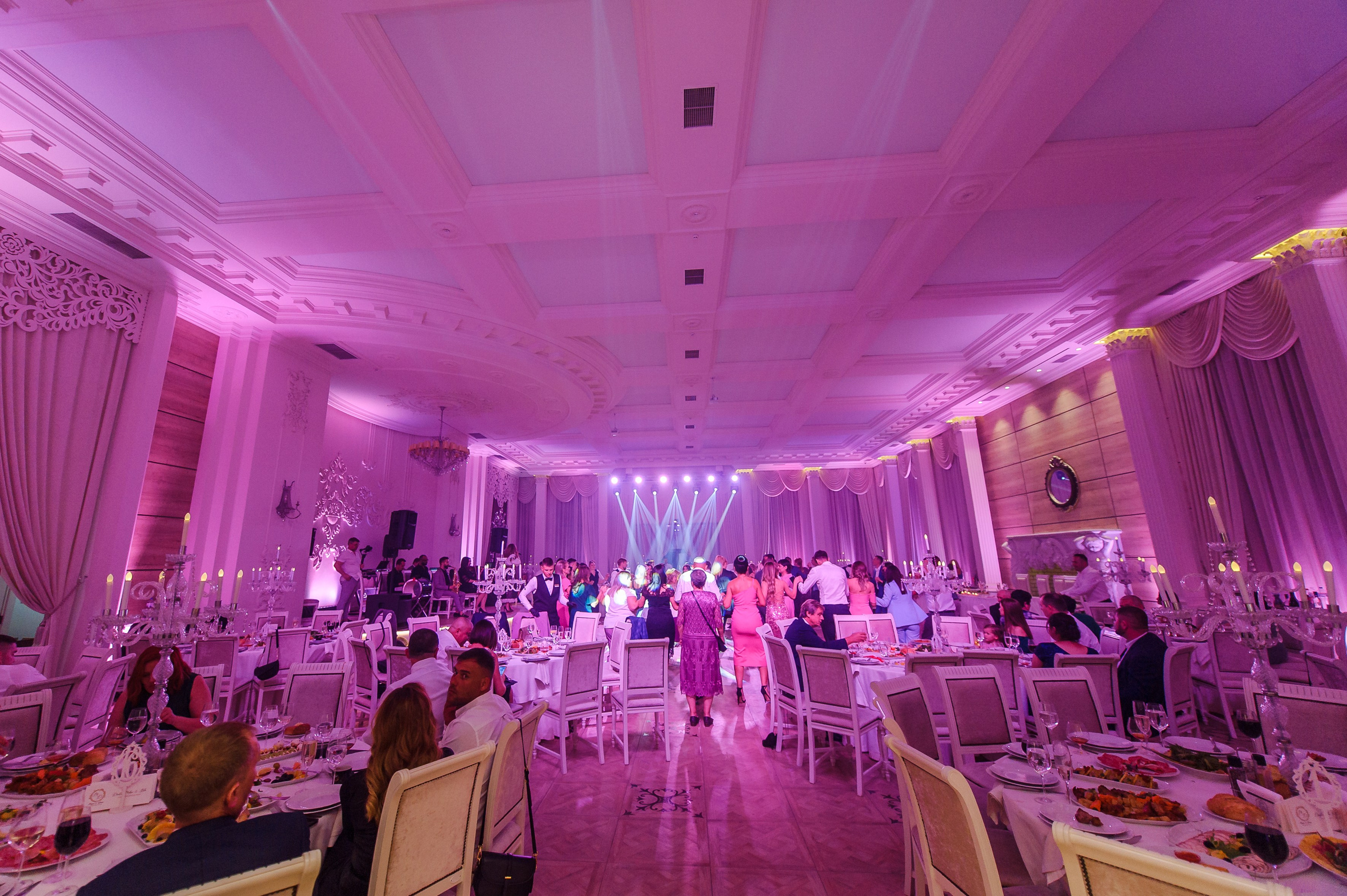 Marin & Doina. Fotograf de nunta Ion Cobzac