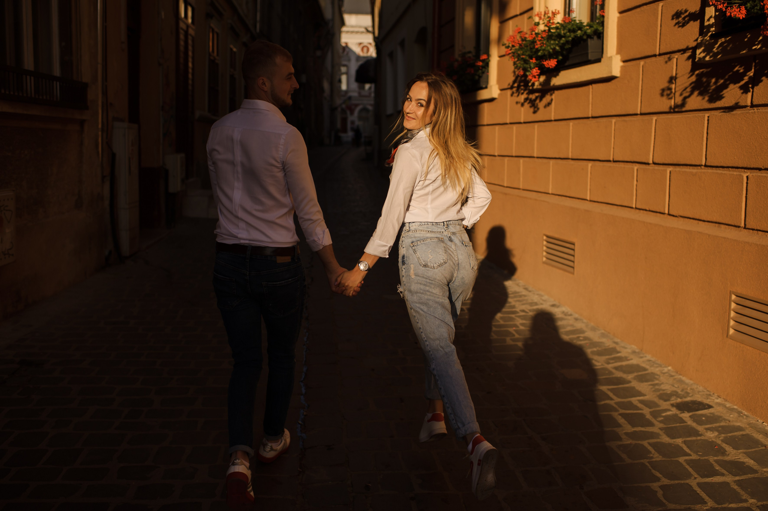 Pavel & Ana (Brasov). Fotograf de nunta Ion Cobzac