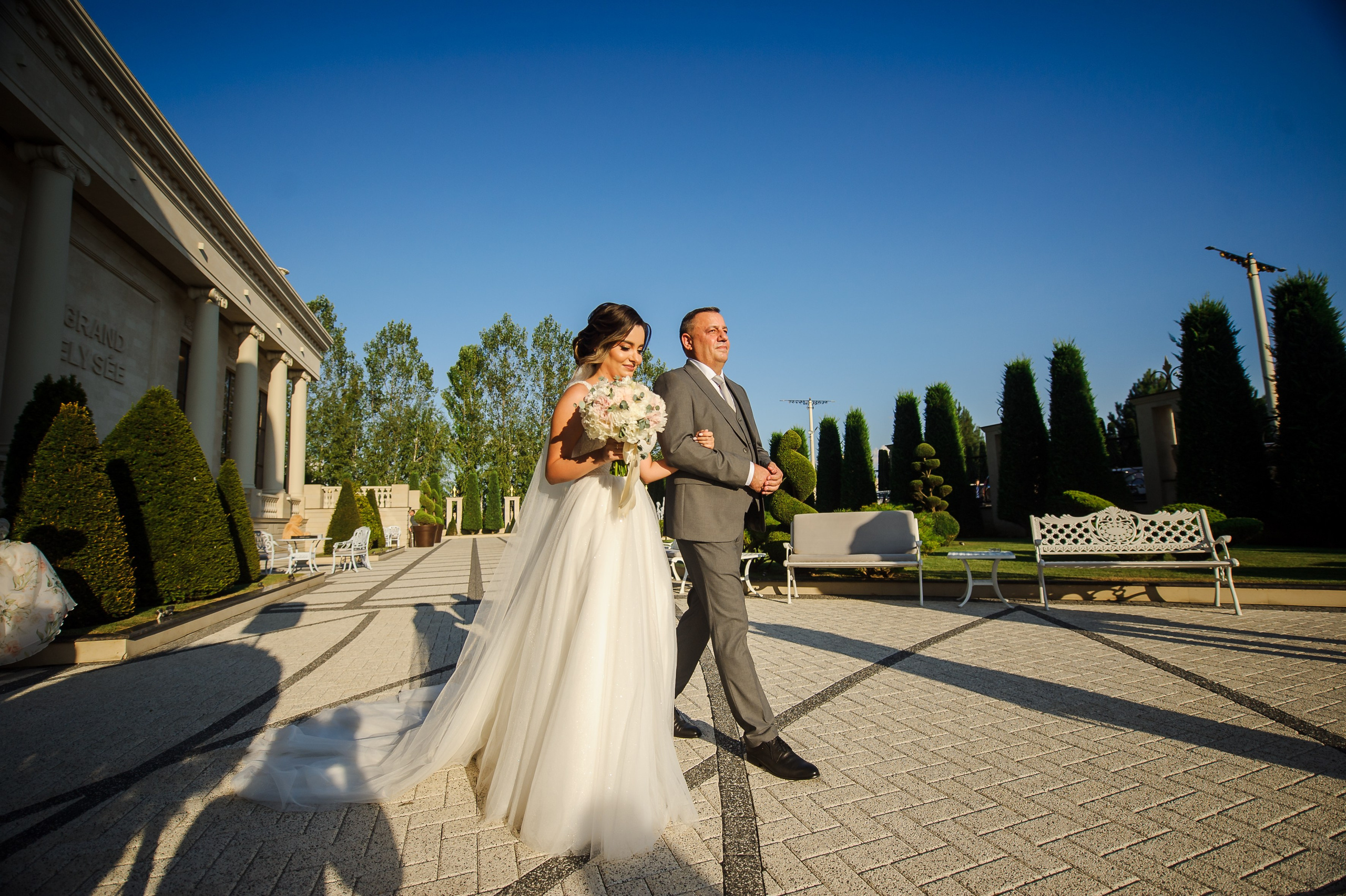 Mireasa cu tata ion cobzac fotograf