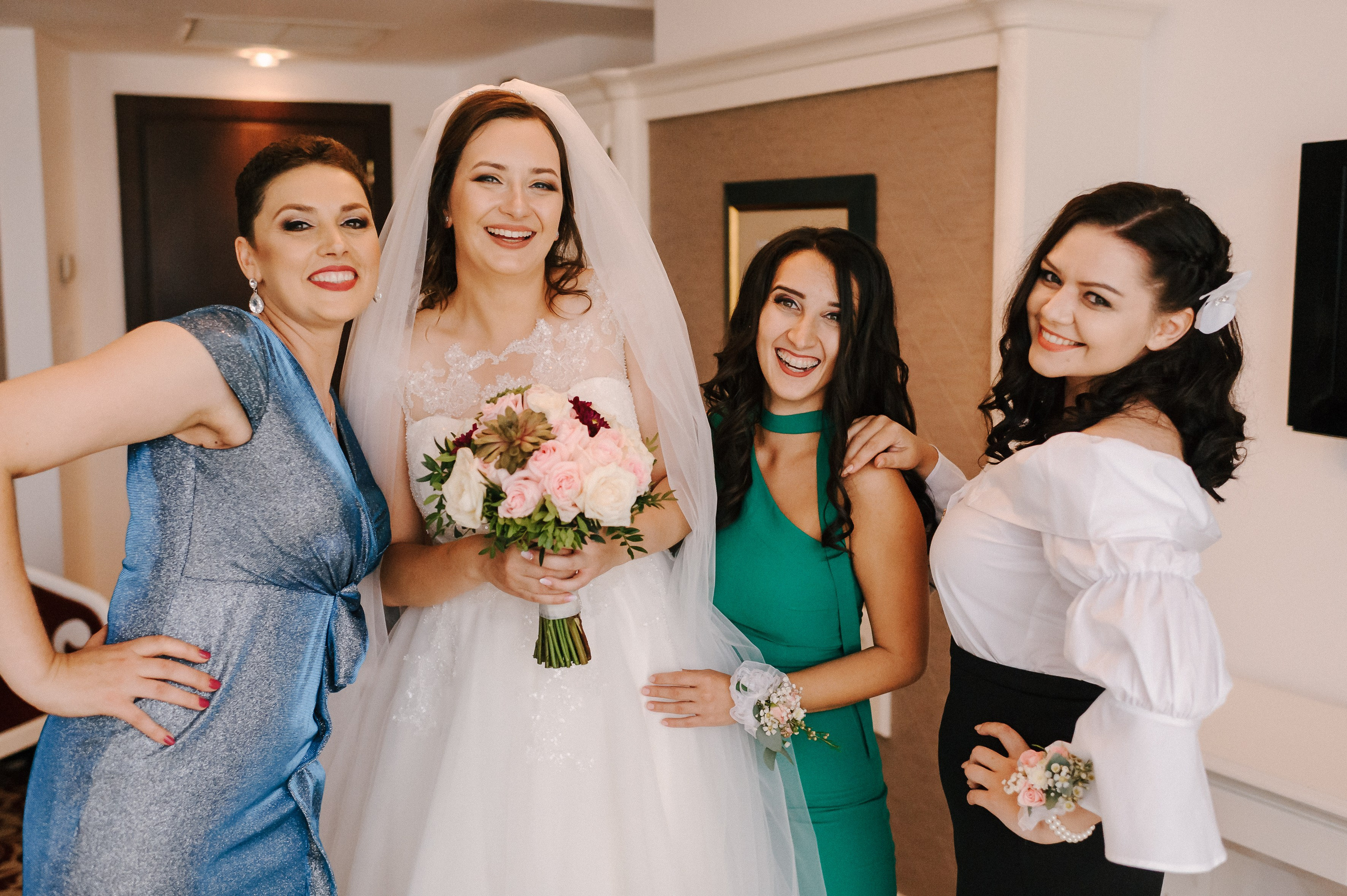 Alin & Mara (Iasi). Fotograf de nunta Ion Cobzac