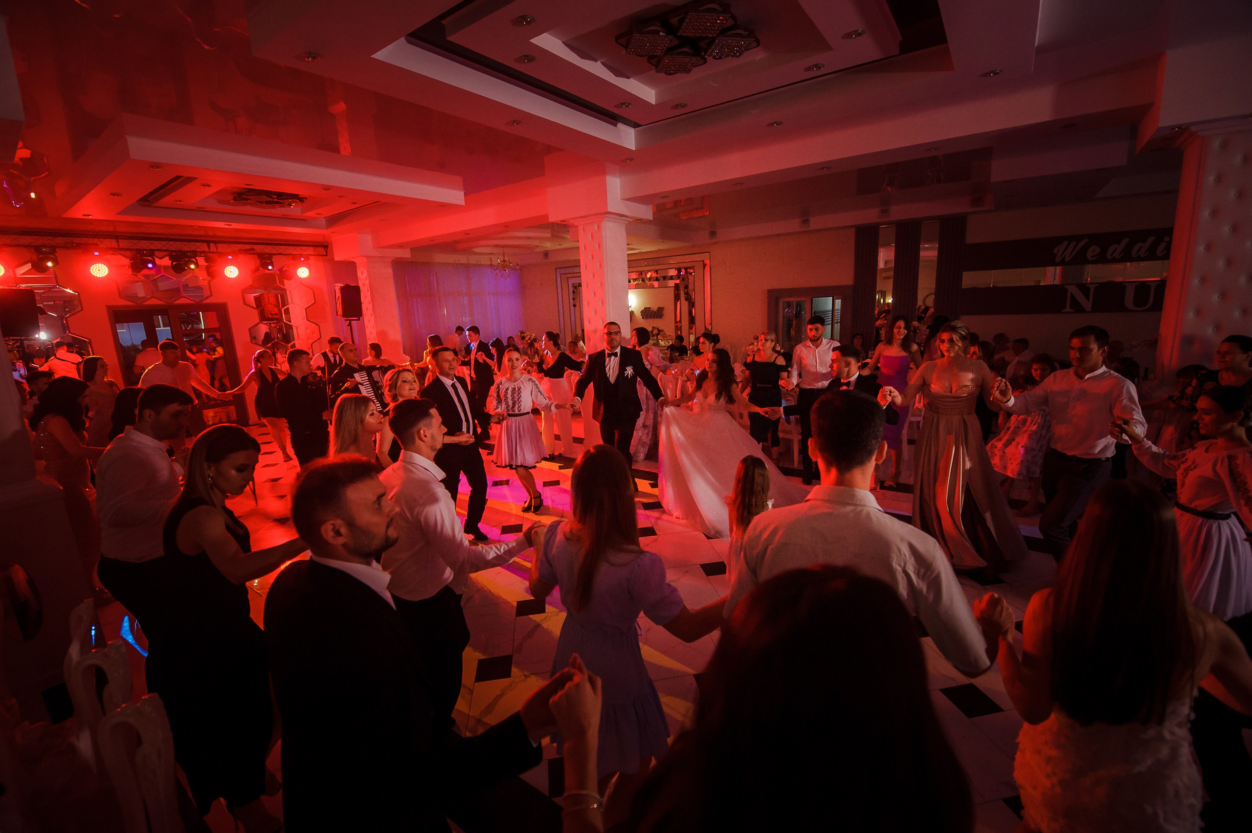 Ion & Cătălina. Fotograf de nunta Ion Cobzac