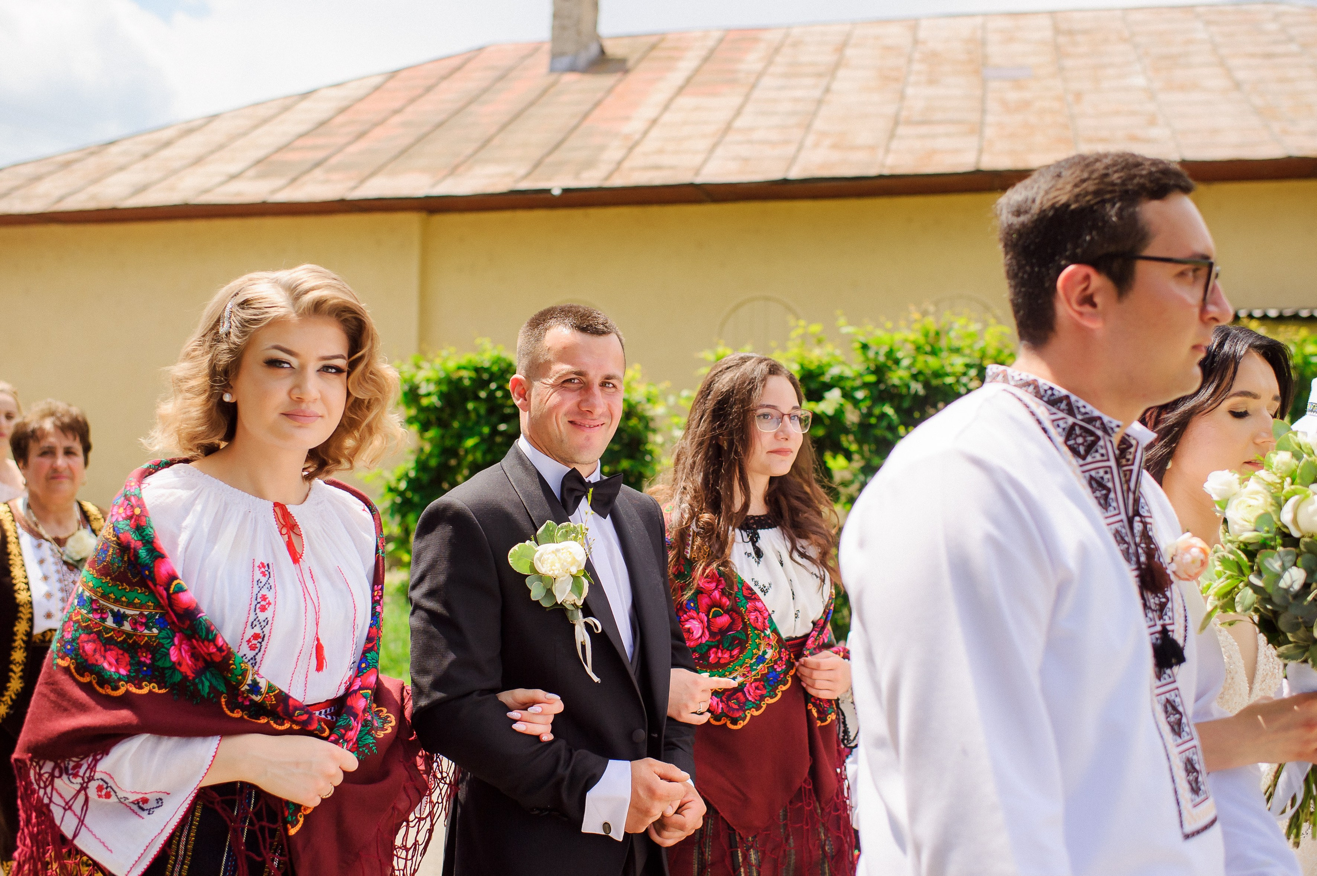 Ovidiu & Mgdalena (Suceava). Fotograf de nunta Ion Cobzac