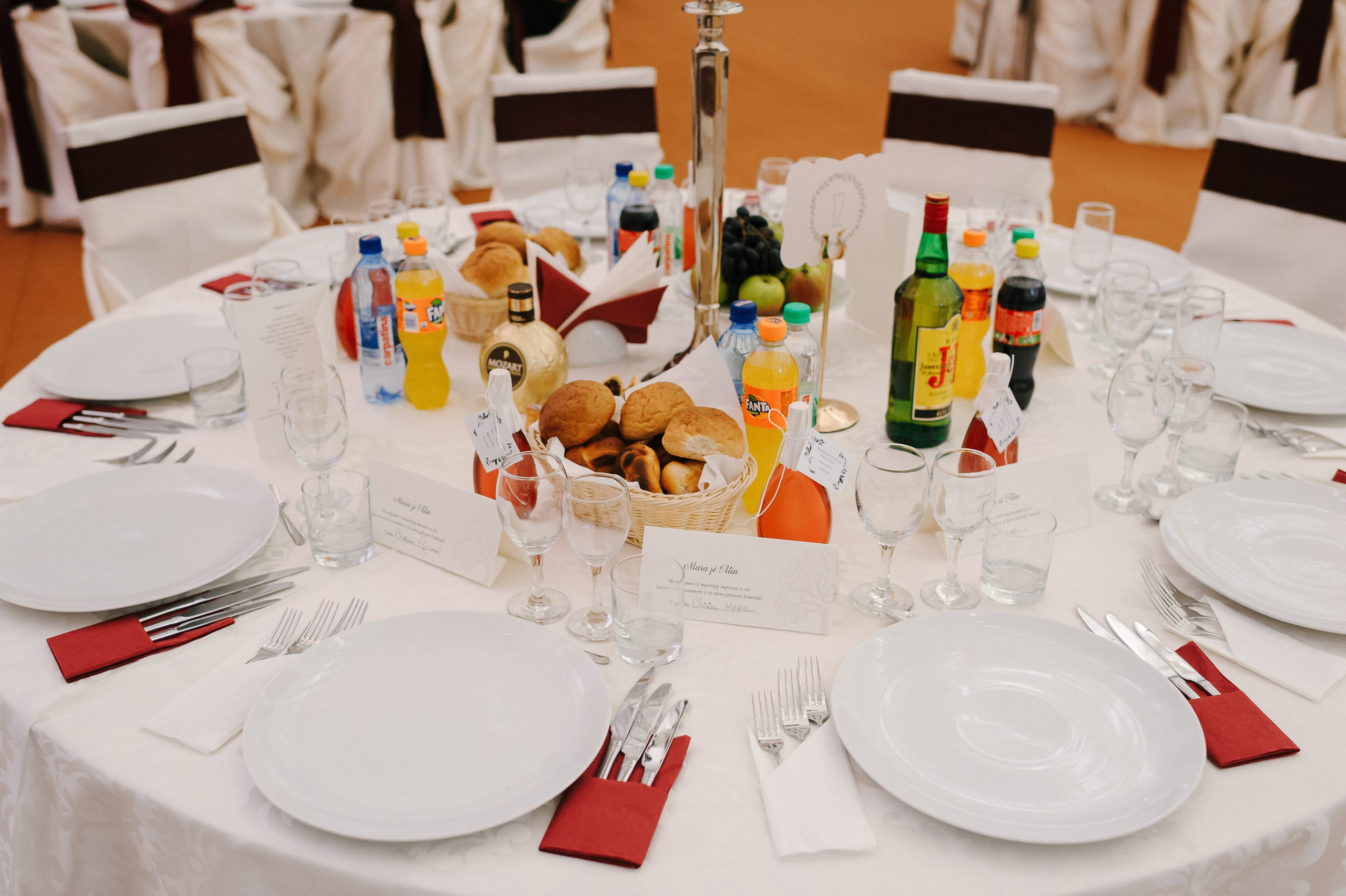 Alin & Mara (Iasi). Fotograf de nunta Ion Cobzac