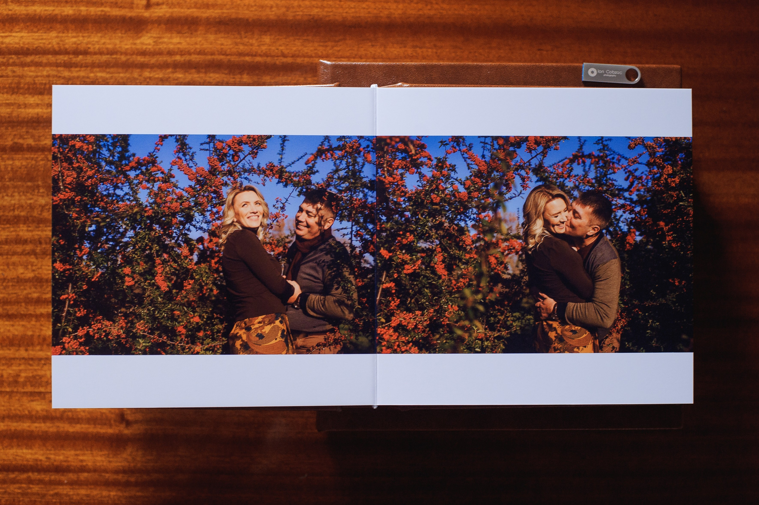 Album de nunta. Fotograf de nunta Ion Cobzac