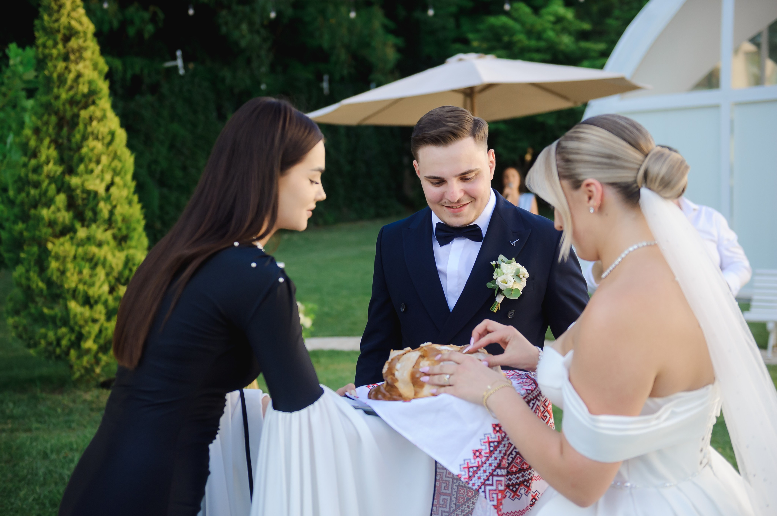 Ilie & Selin. Fotograf de nunta Ion Cobzac