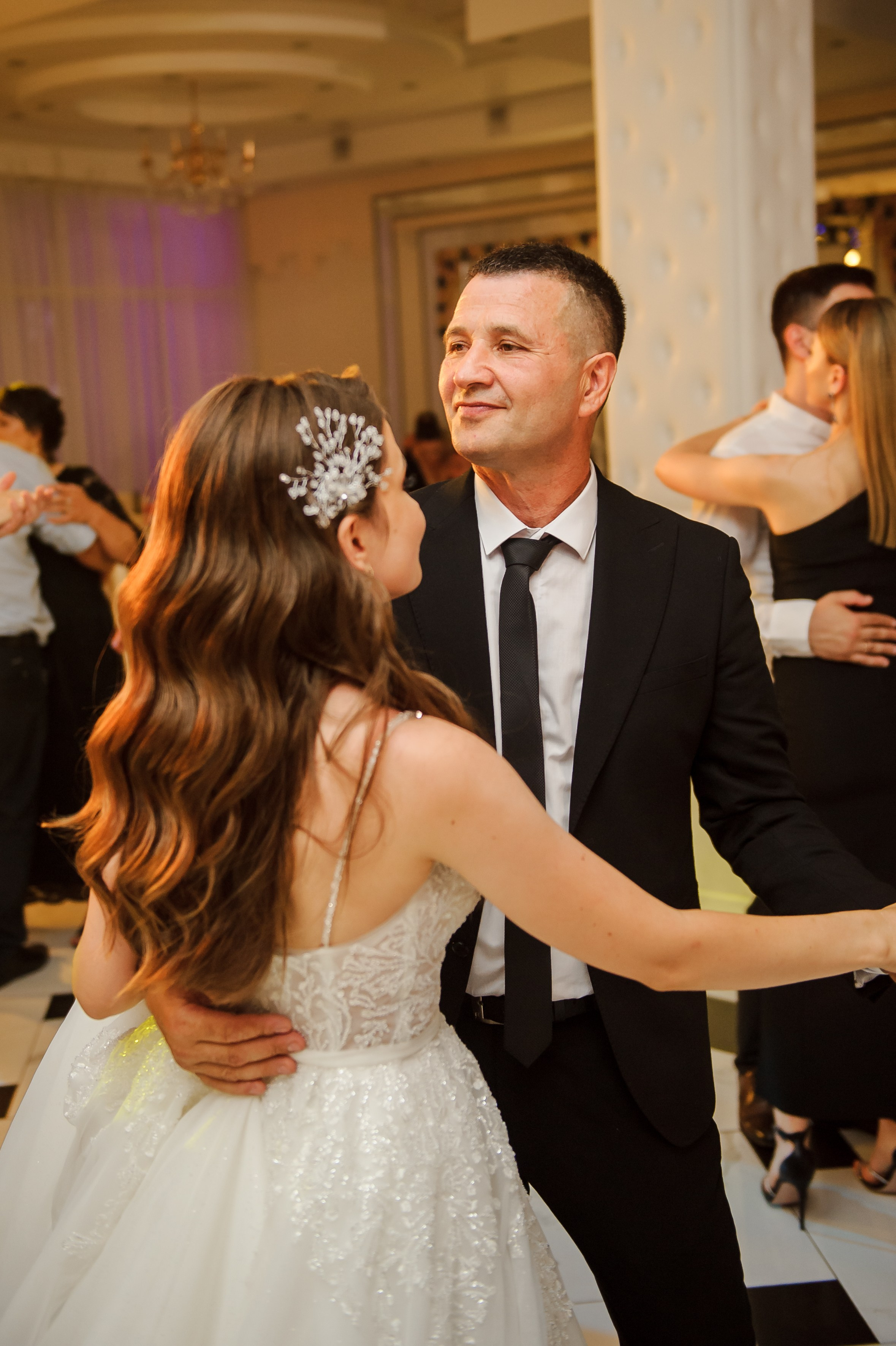 Ion & Cătălina. Fotograf de nunta Ion Cobzac