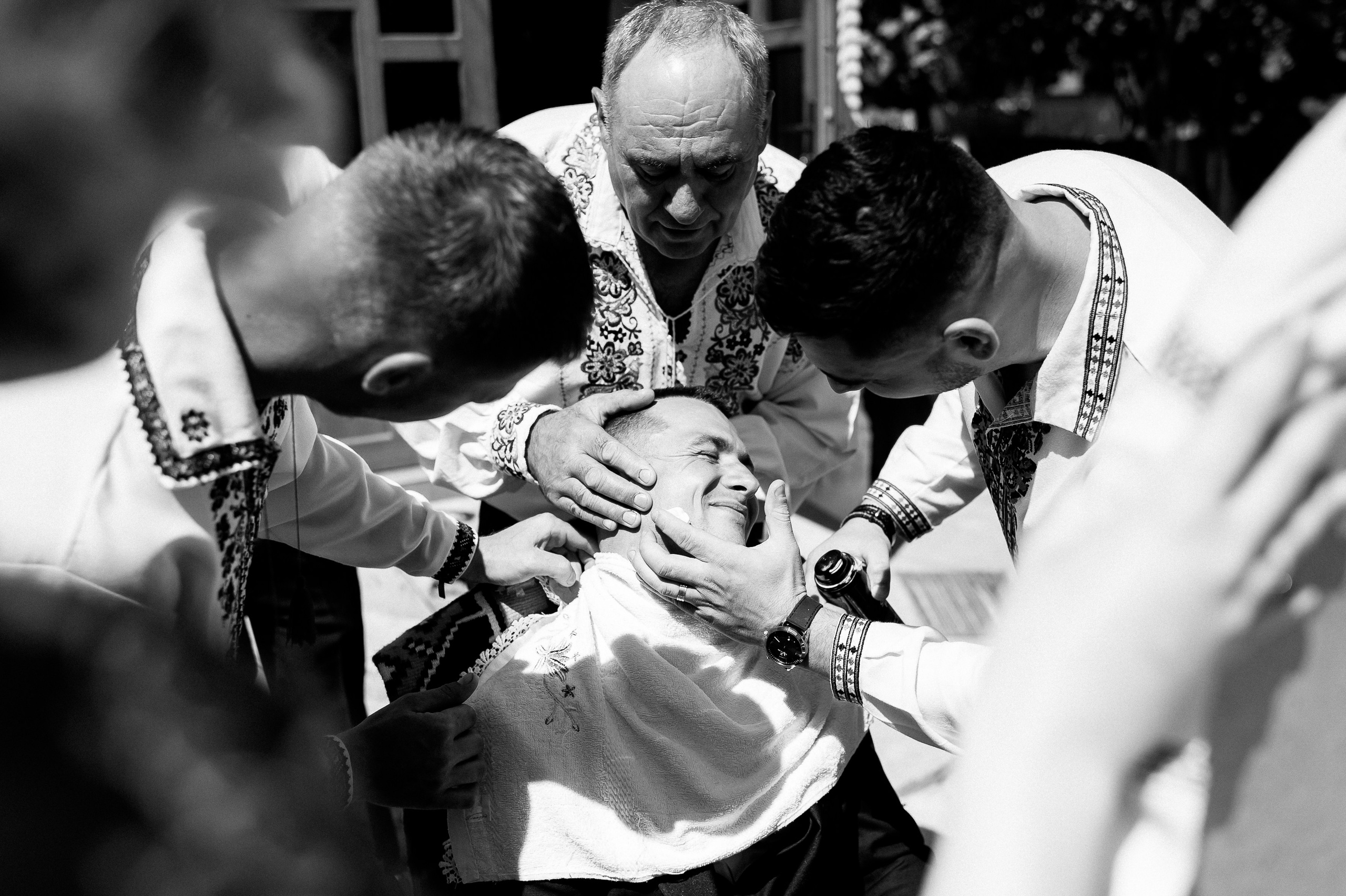 Ovidiu & Mgdalena (Suceava). Fotograf de nunta Ion Cobzac