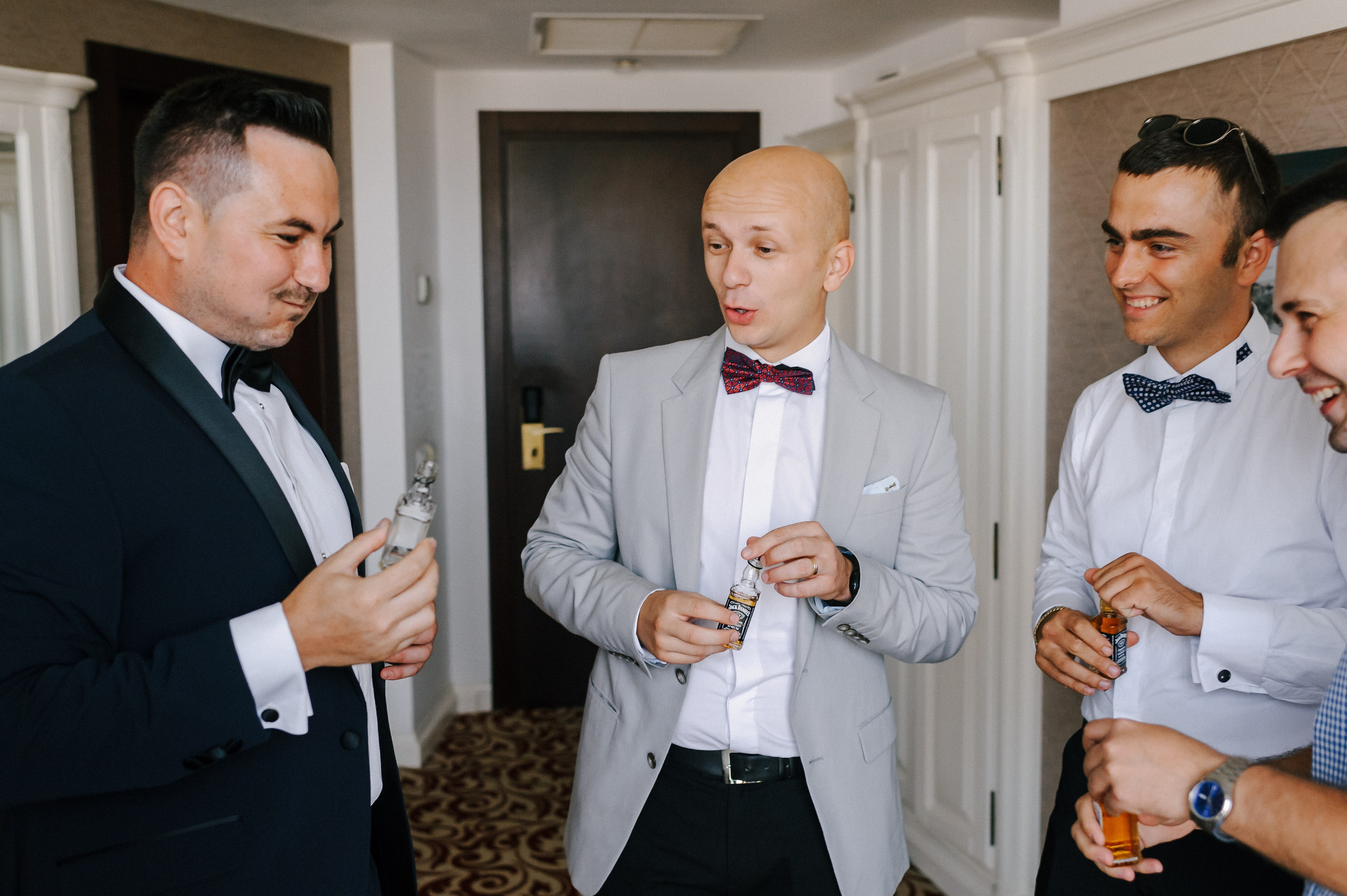 Alin & Mara (Iasi). Fotograf de nunta Ion Cobzac