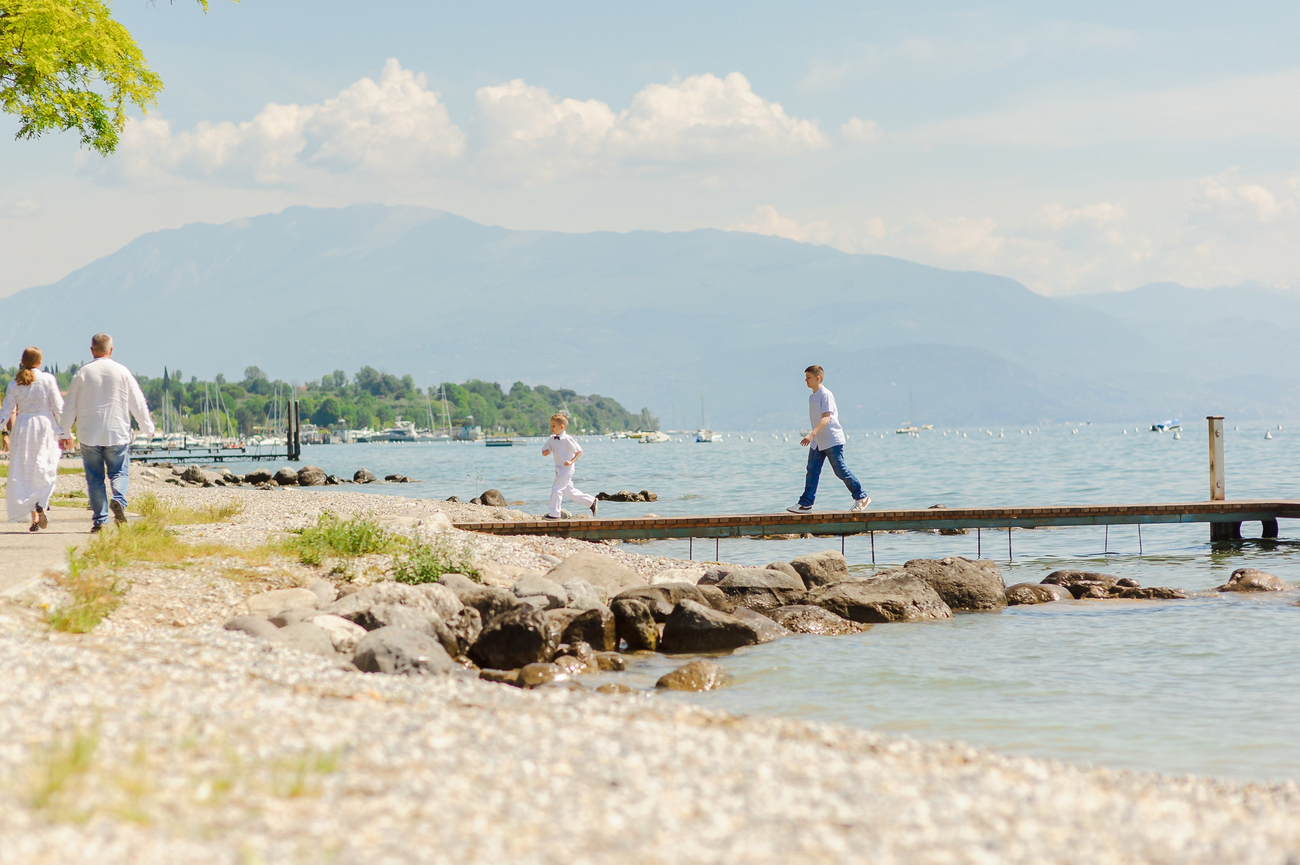 Fam. Surguci (Lago di Garda). Fotograf de nunta Ion Cobzac
