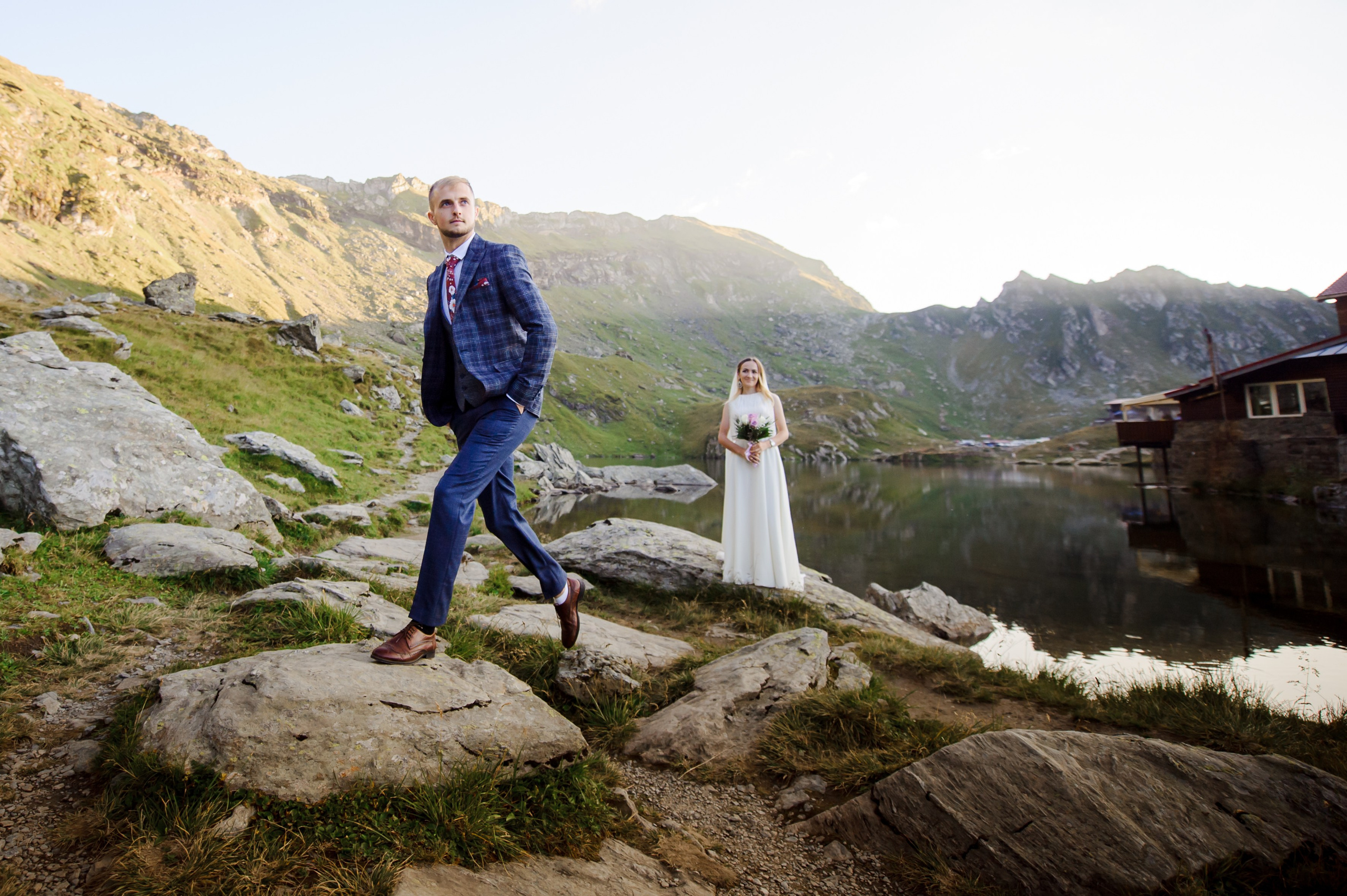 Pavel & Ana (cota 2034 Lacul Bâlea). Fotograf de nunta Ion Cobzac