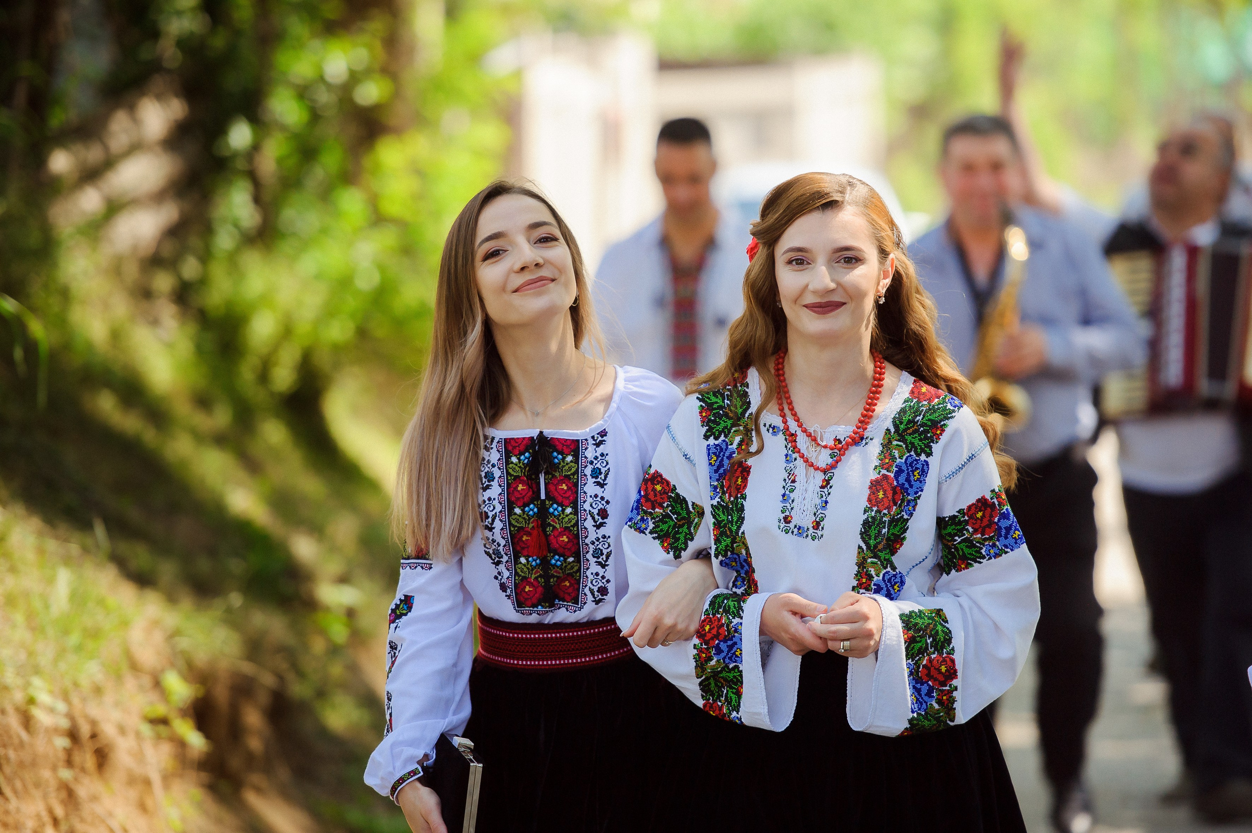 Ovidiu & Mgdalena (Suceava). Fotograf de nunta Ion Cobzac