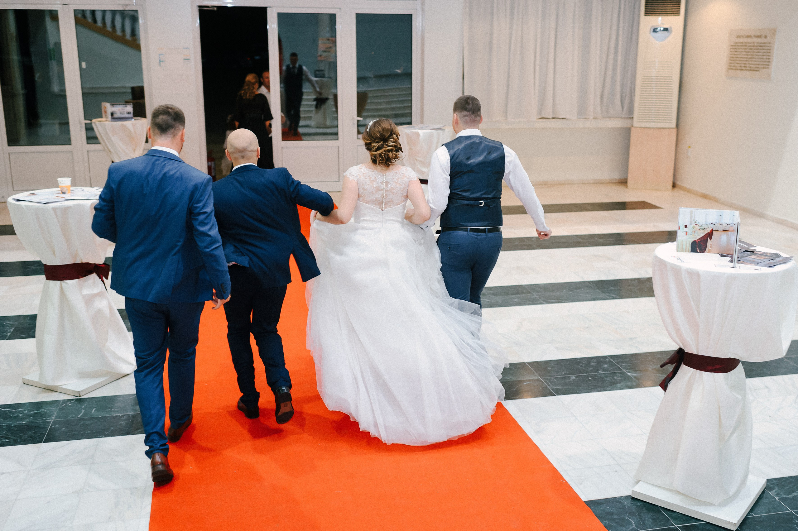 Alin & Mara (Iasi). Fotograf de nunta Ion Cobzac