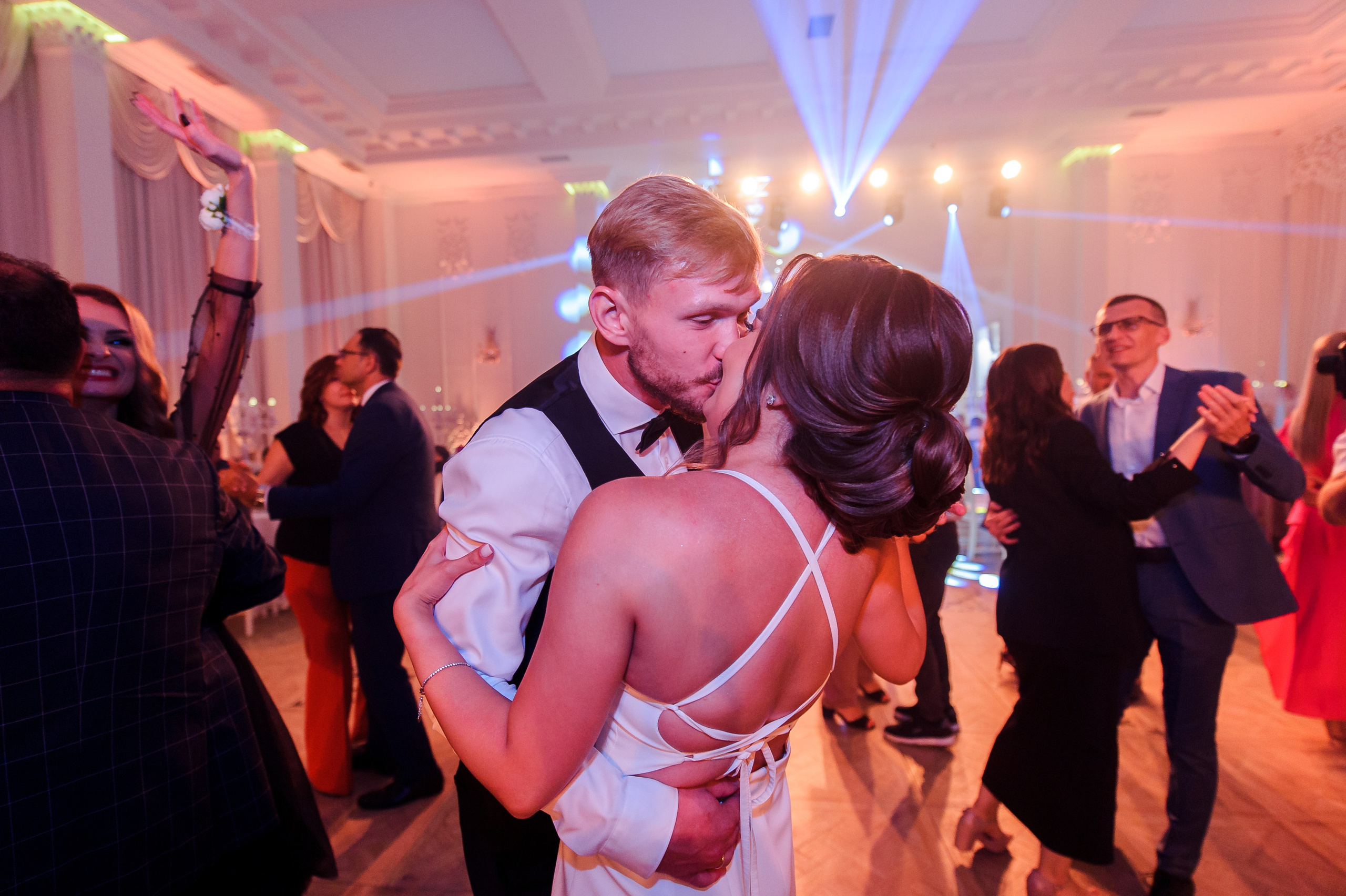 Marin & Doina. Fotograf de nunta Ion Cobzac