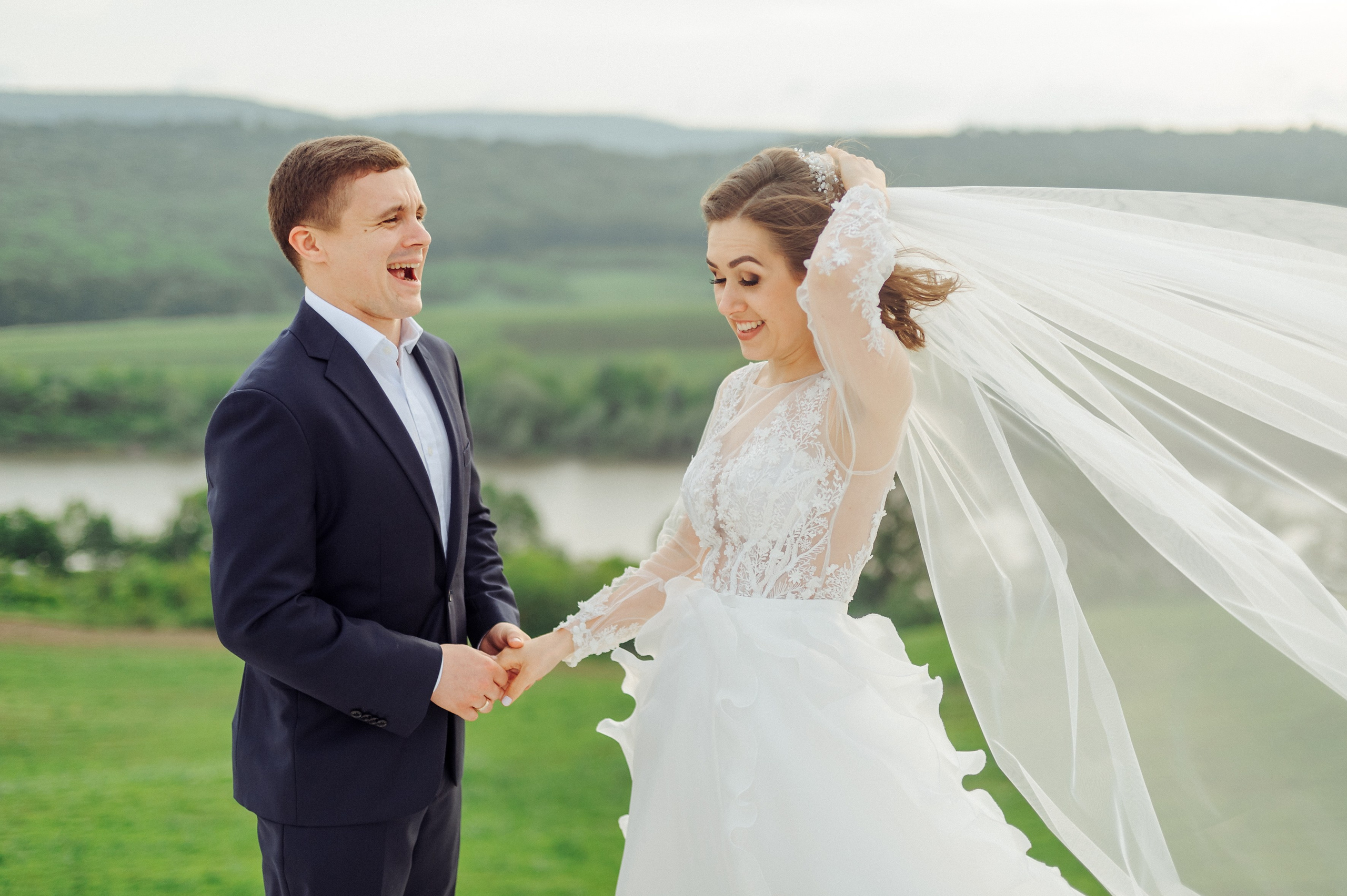Victor & Lina. Fotograf de nunta Ion Cobzac
