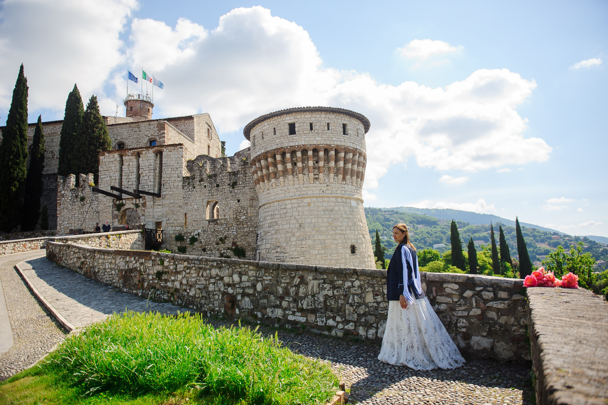 Alessandro & Olguzza (Castello di Brescia). Fotograf de nunta Ion Cobzac