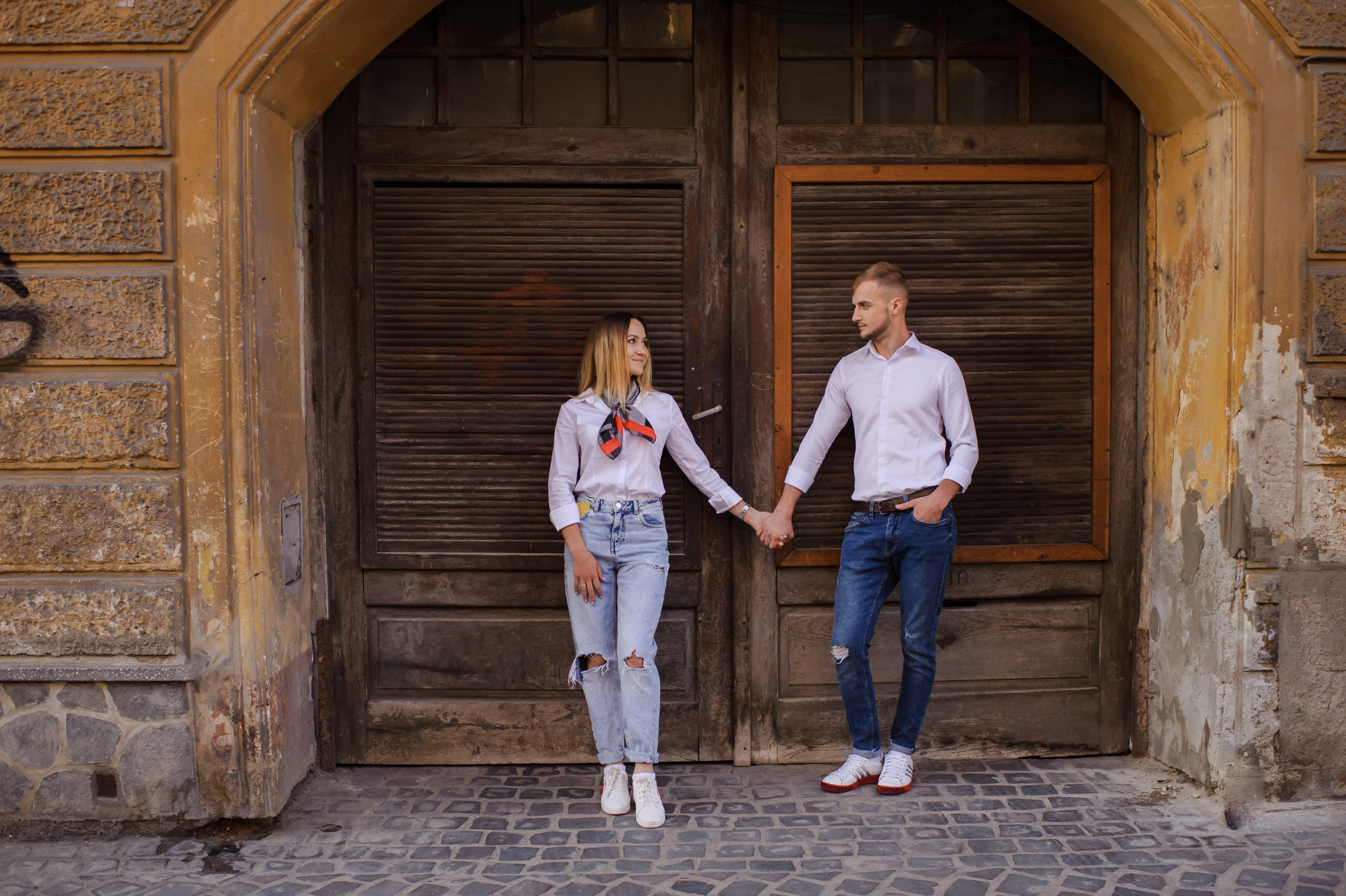 Pavel & Ana (Brasov). Fotograf de nunta Ion Cobzac