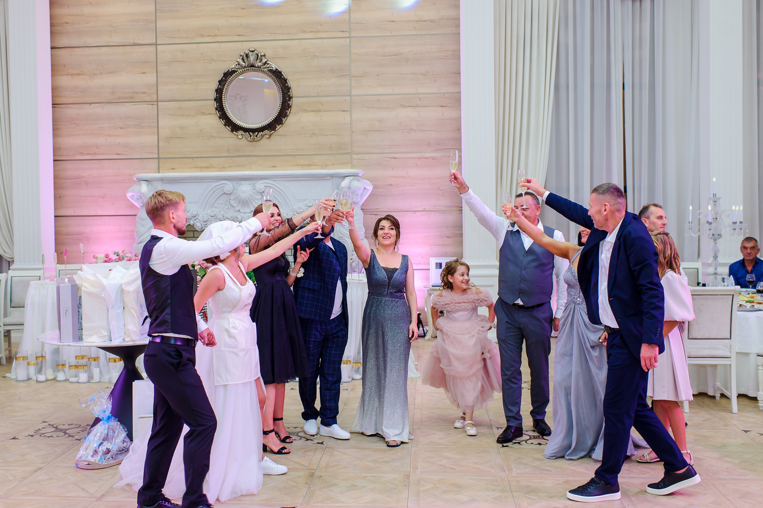 Marin & Doina. Fotograf de nunta Ion Cobzac